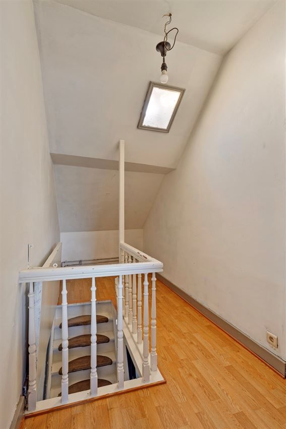 Ruime woning, 4 slpk, zonnige koer, centrum foto 24