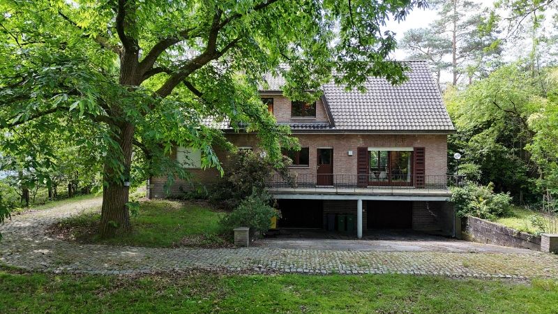 Villa van 262m² met 5 slaapkamers op 16a88ca foto 30