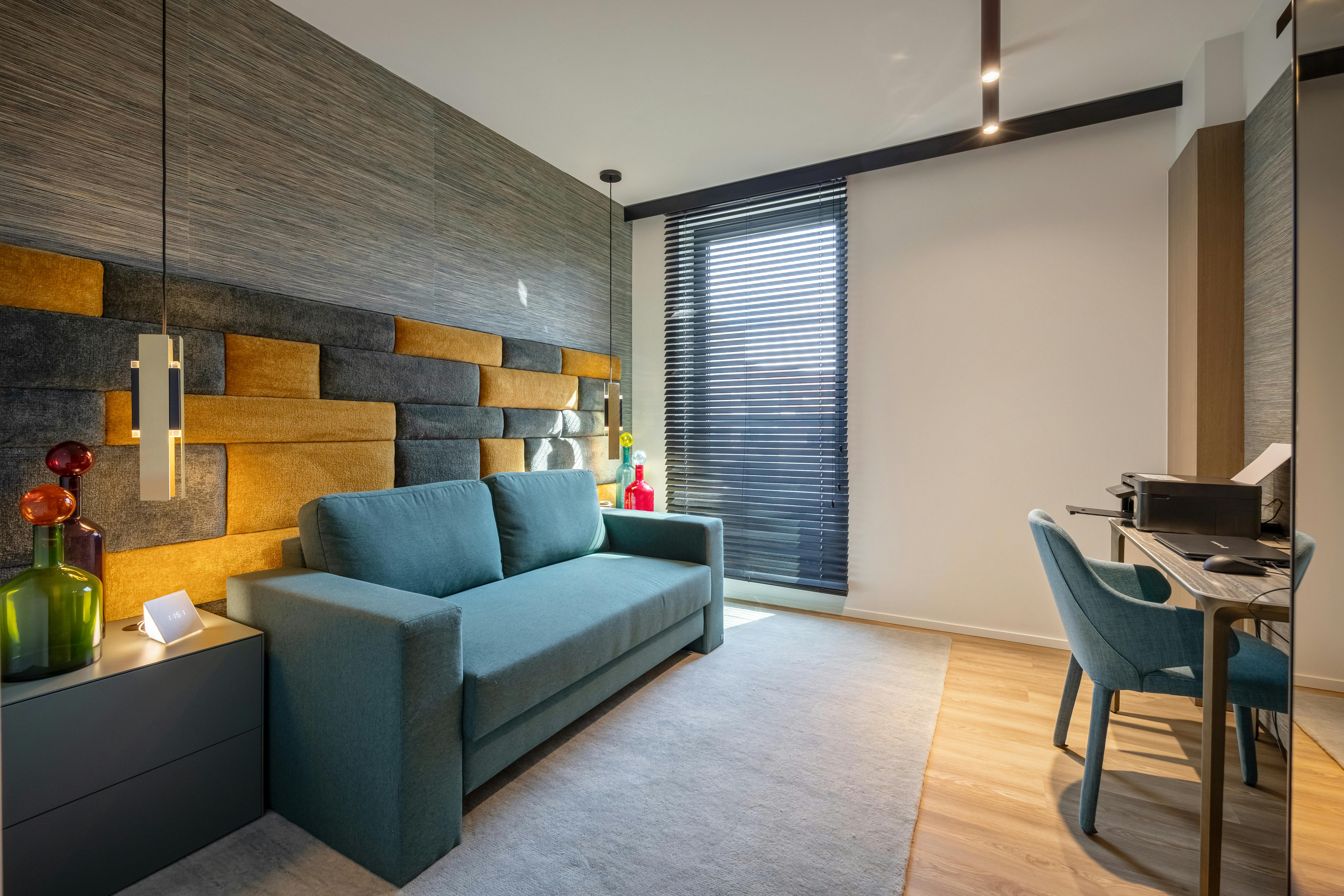 Luxe appartement van 235 m² aan de Blauwe Boulevard te Hasselt foto 16