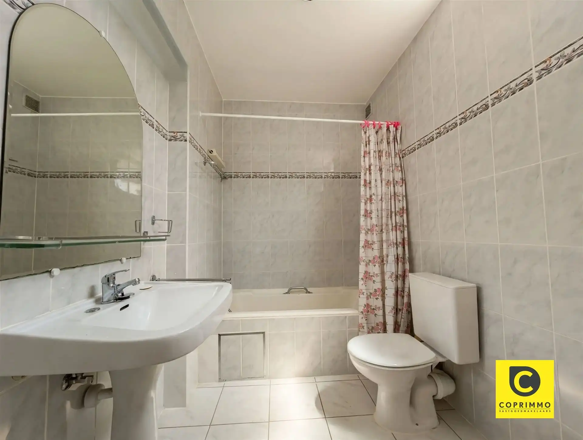 Ruim 3 slk appartement met terras te Berchem!  foto 15