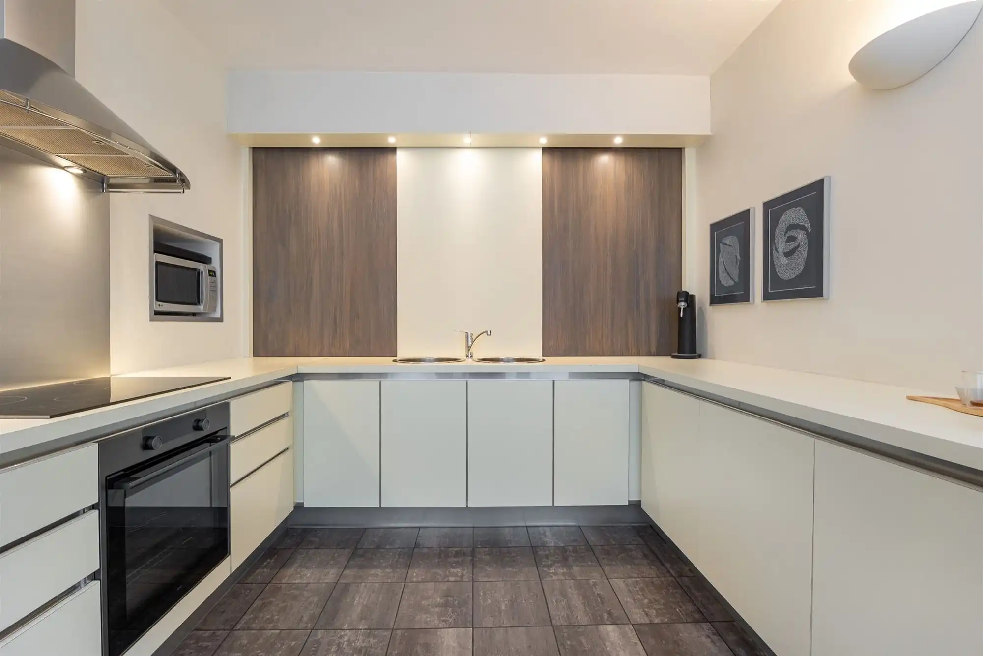 Uitzonderlijk ruim app. met 4 slpkmrs. op TOPlocatie foto 4