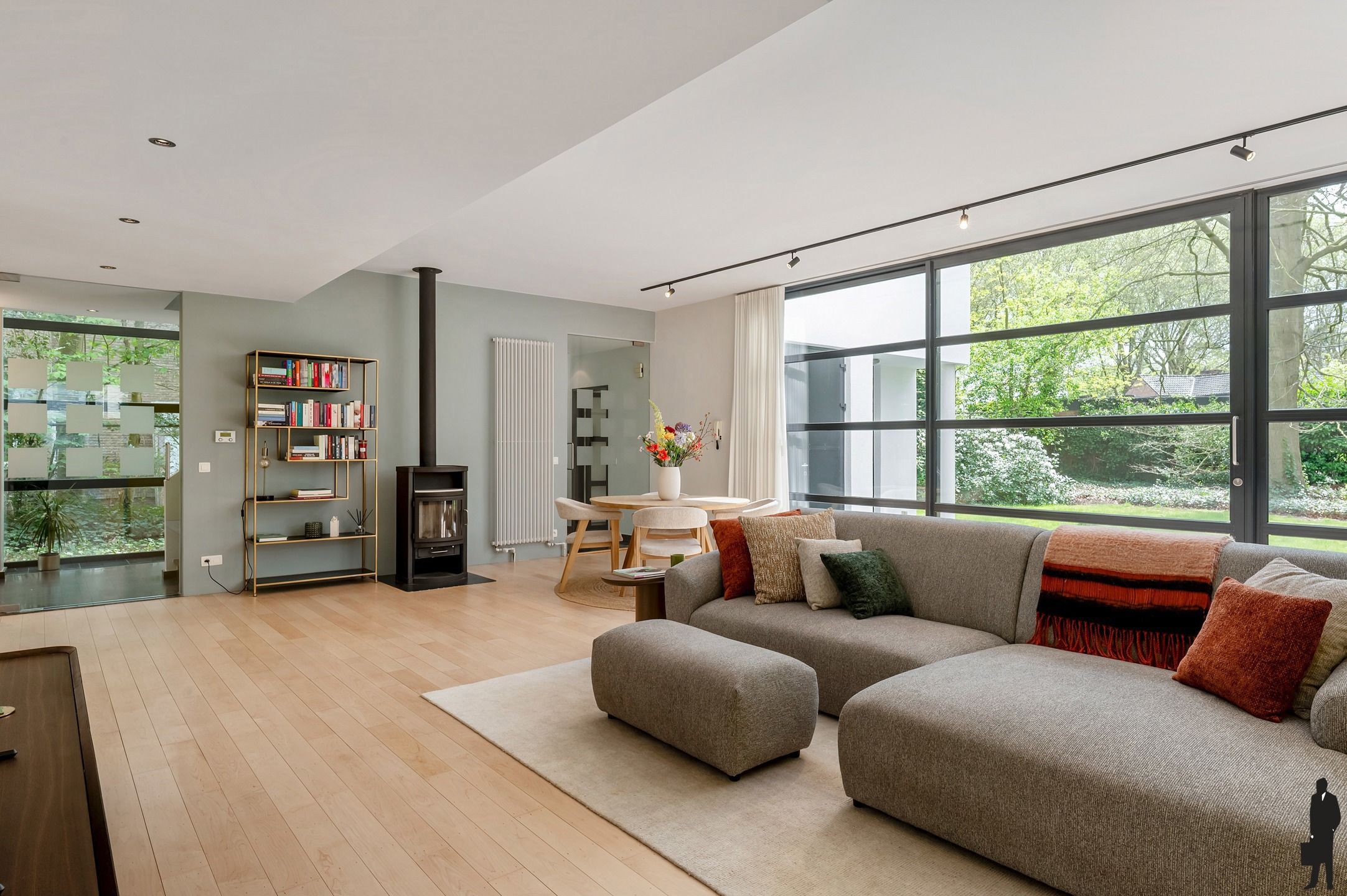 Instapklare architecturale villa op ca. 932m² grond foto 6