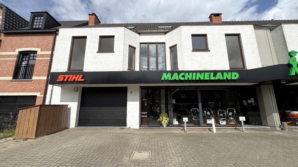 Instapklaar kantoor te huur nabij N12 in Schilde foto 2