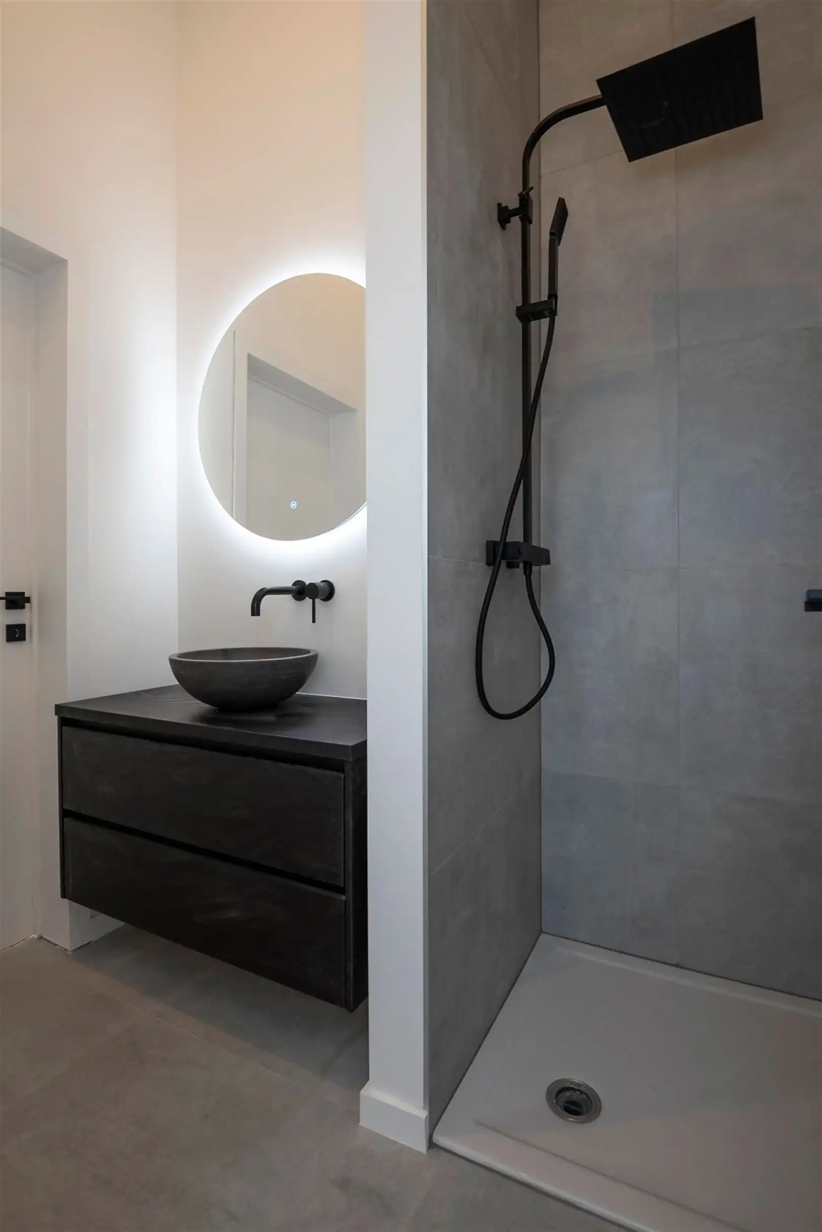 Majestueus burgerhuis met studio foto 15