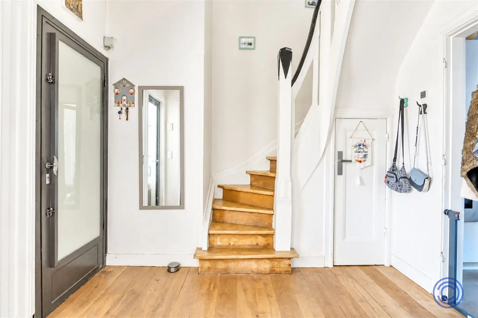 Karaktervol duplexappartement met terras in hartje Zurenborg! foto 5