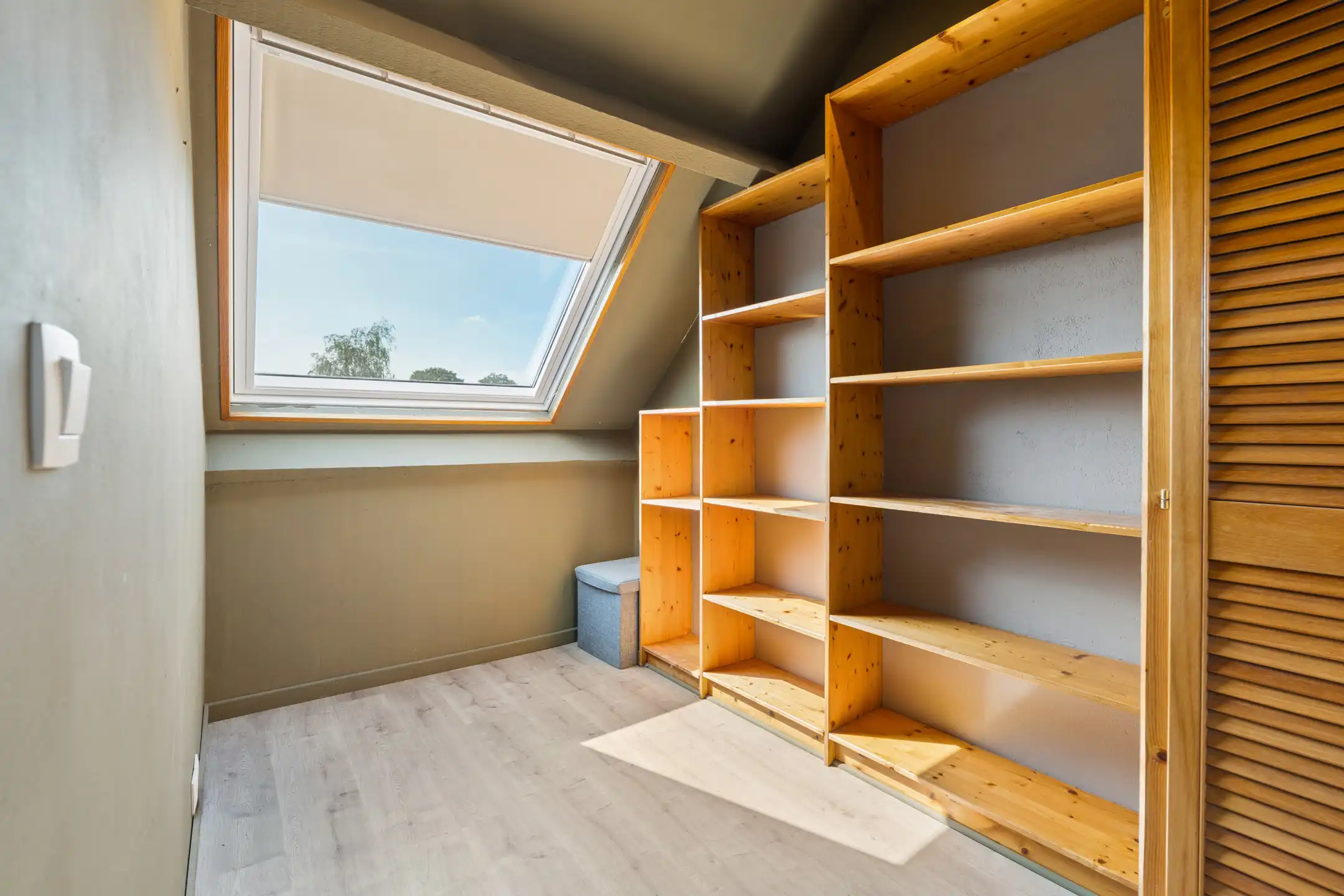 Gezellige, instapklare 2-gevelwoning nabij centrum Okegem foto 23