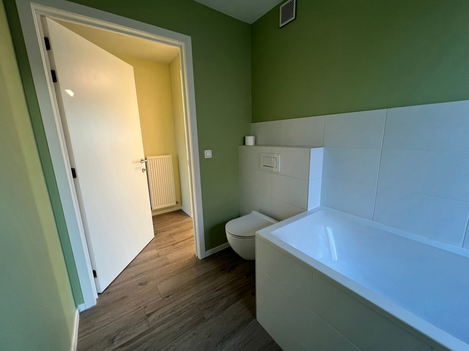 Recent app met 2 slpk en terras foto 15