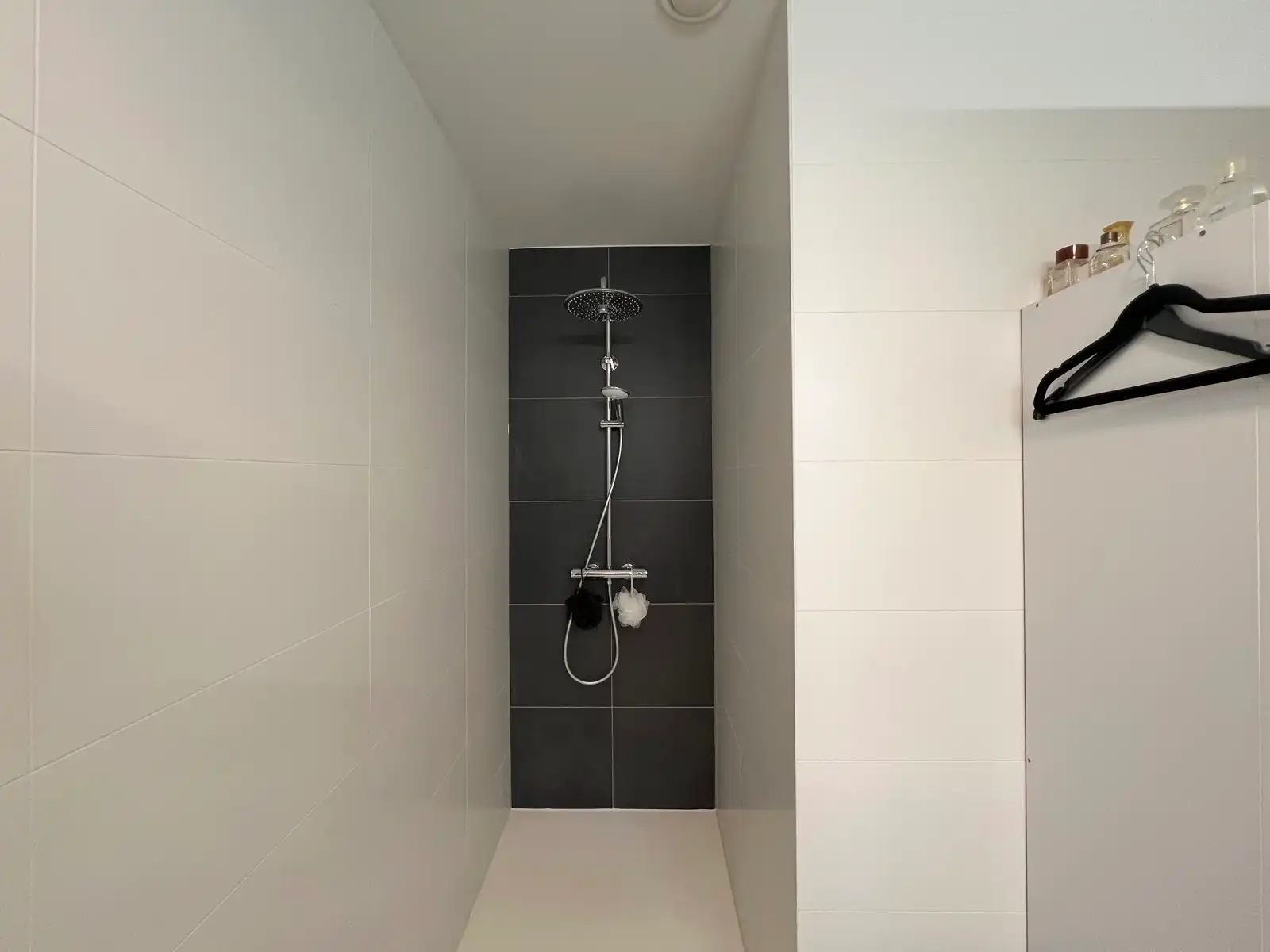 Hoekappartement met 2 slps, zonneterras en staanplaats foto 18