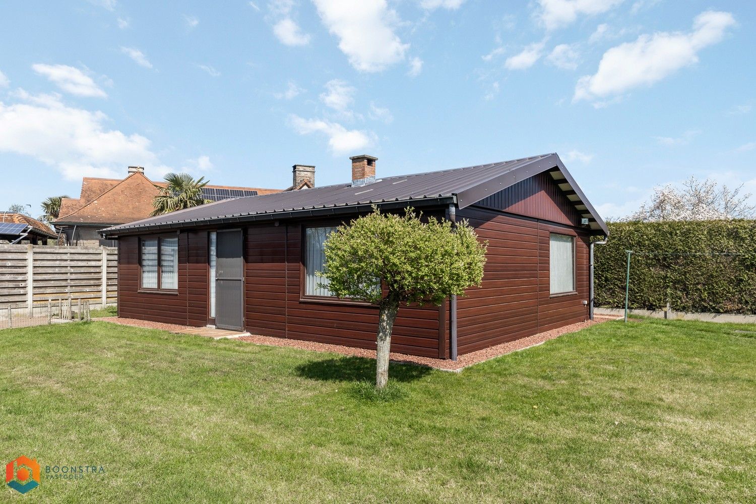 Ruime woning met 5 slpkrs en volledig ingerichte vergunde (woon)chalet 85m² op een perceel van 1117 m² foto 20