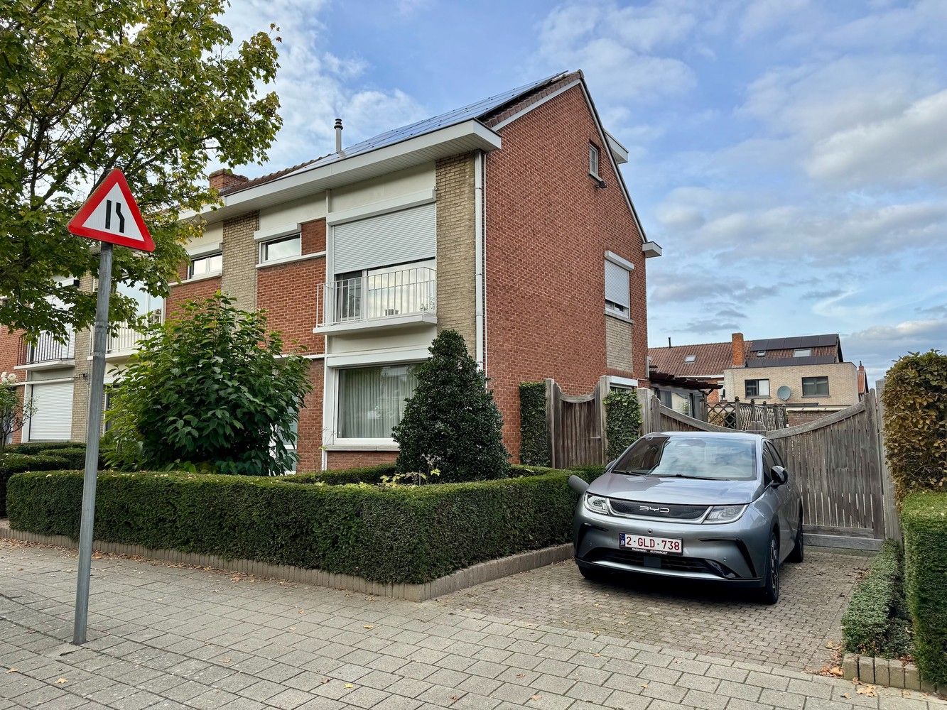 Goed verzorgde, instapklare woning met 3 slaapkamers foto {{pictureIndex}}