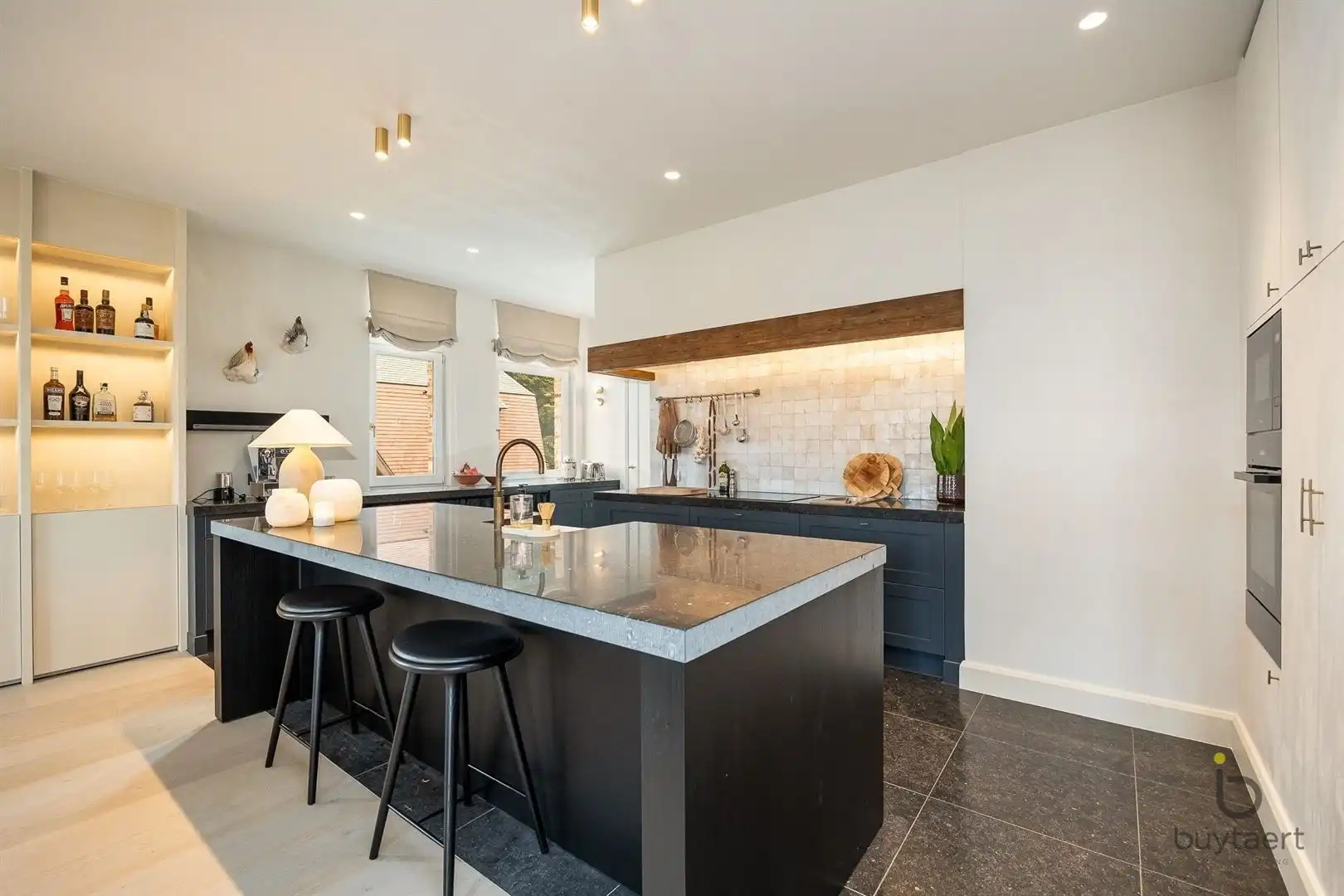 Ontdek deze adembenemende PENTHOUSE in het hartje van Schilde! foto 17