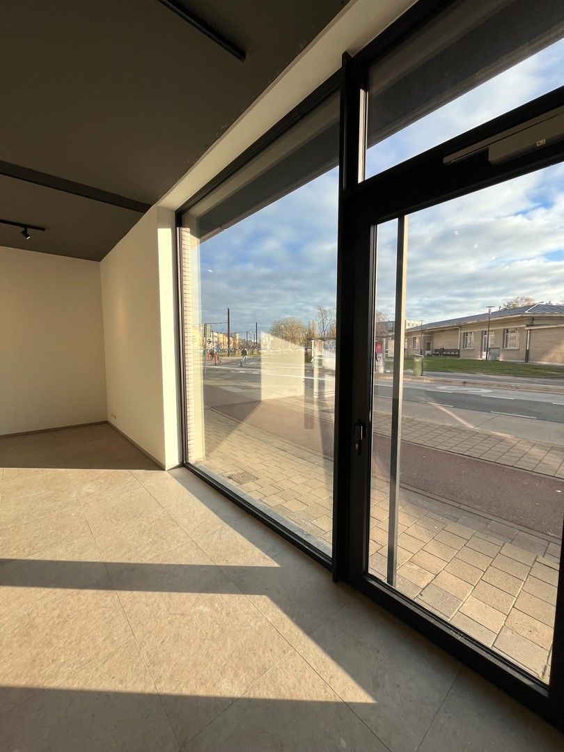 Handelspand op zichtlocatie nabij UZ Gent foto 5