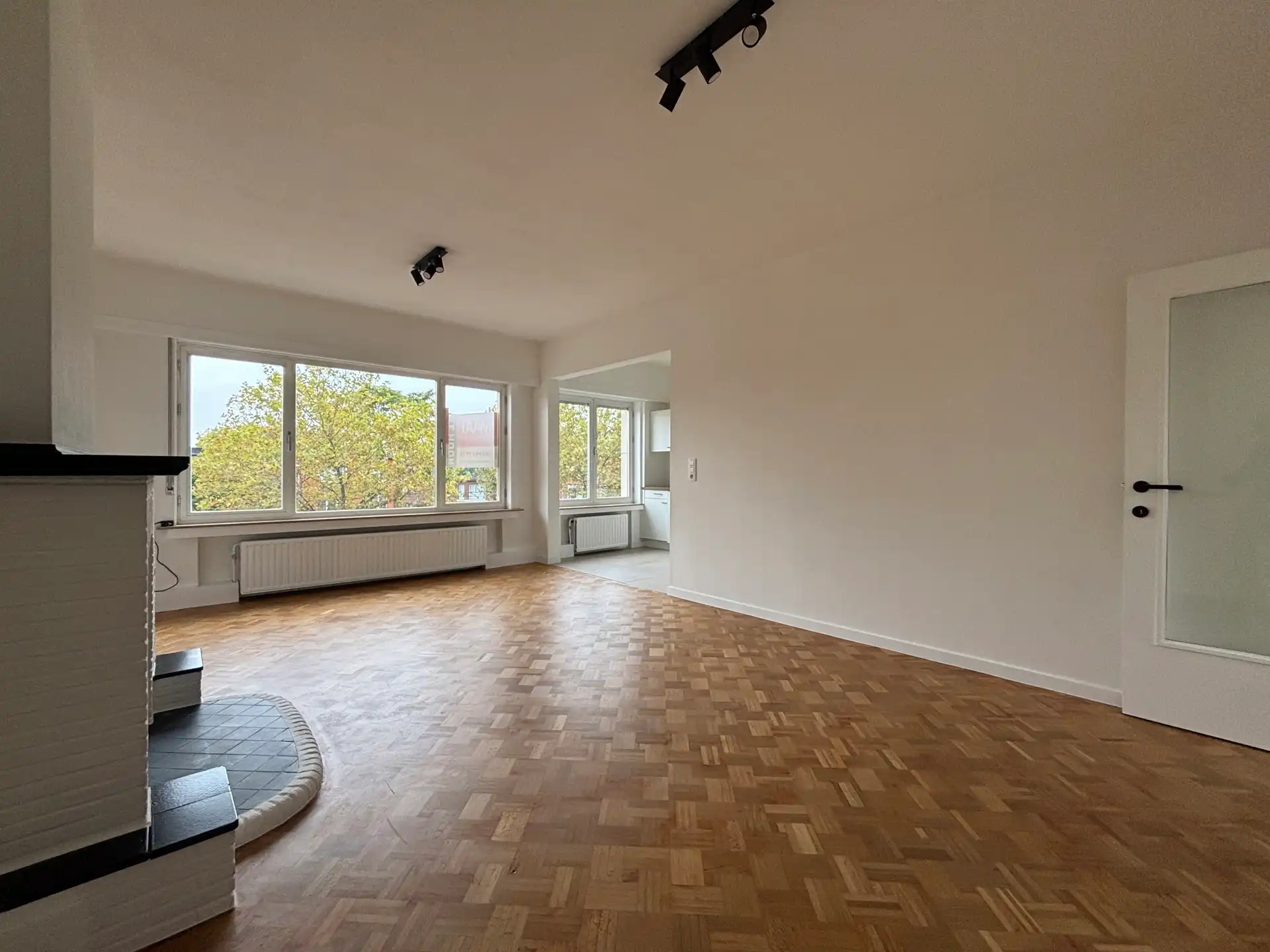 Recent gerenoveerd appartement met 2 slaapkamers foto 4