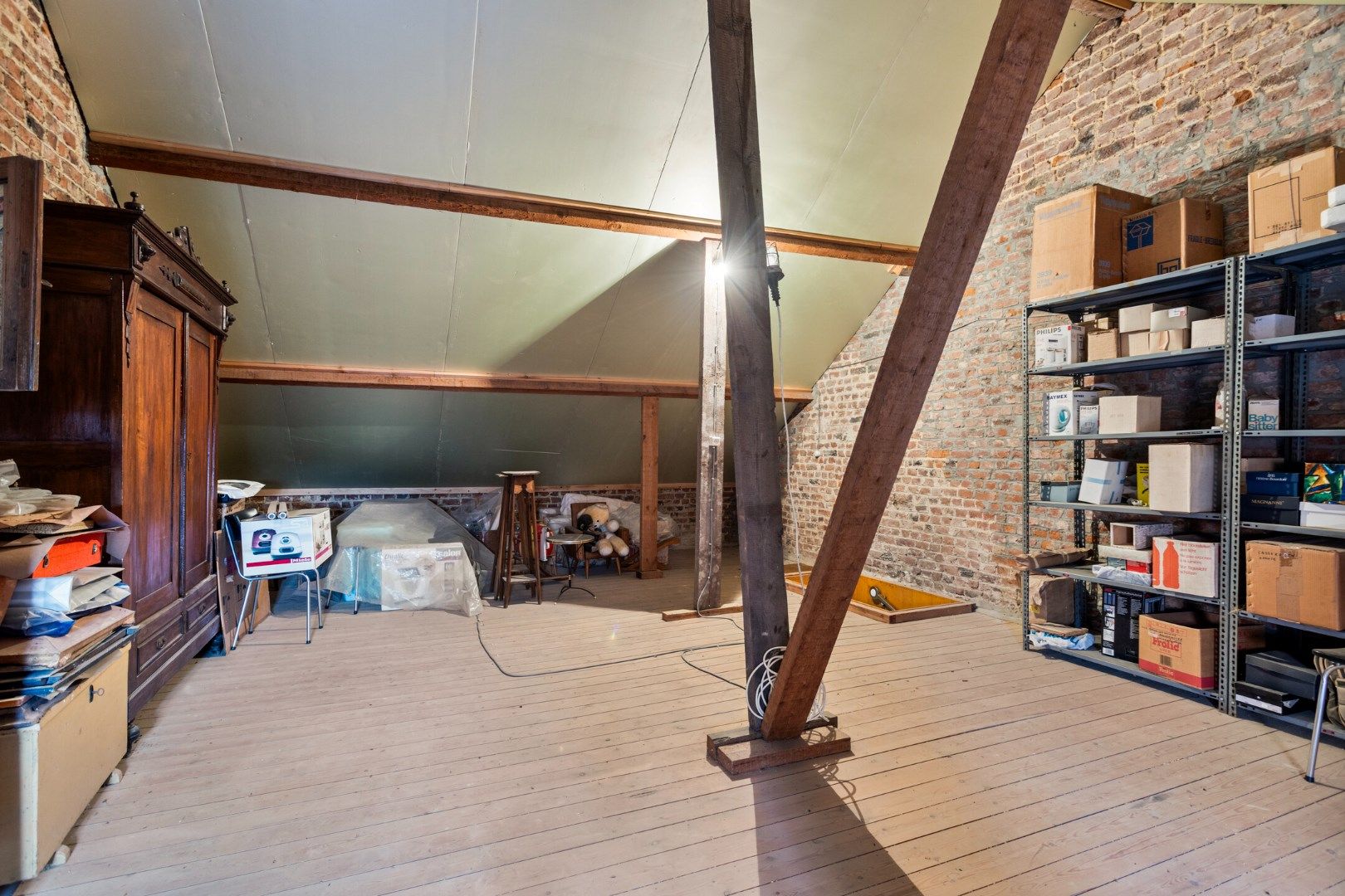 Verzorgde woning met mooie tuin en leuke weide, rustig gelegen en prachtig uitzicht foto 21
