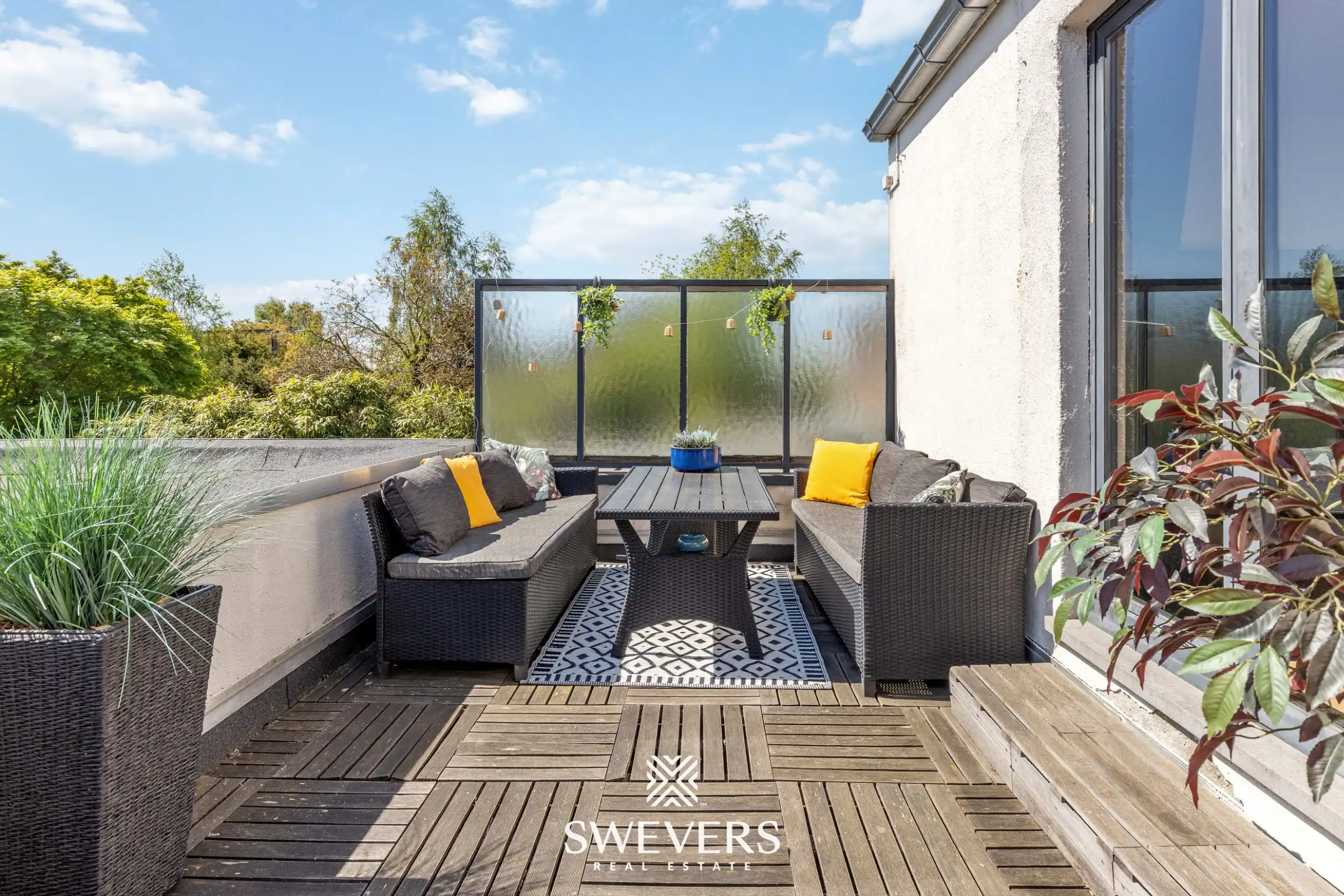 Instapklaar duplex appartement met 2 ruime slaapkamers en zonnig zuidgericht terras in Kermt foto 9