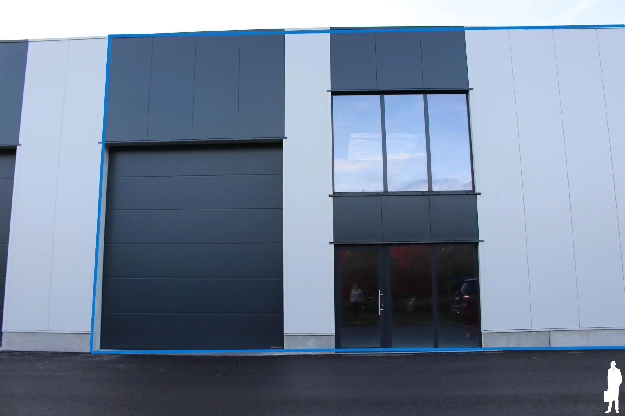 Prachtige nieuwbouw KMO-unit van 300 m² te huur foto 5