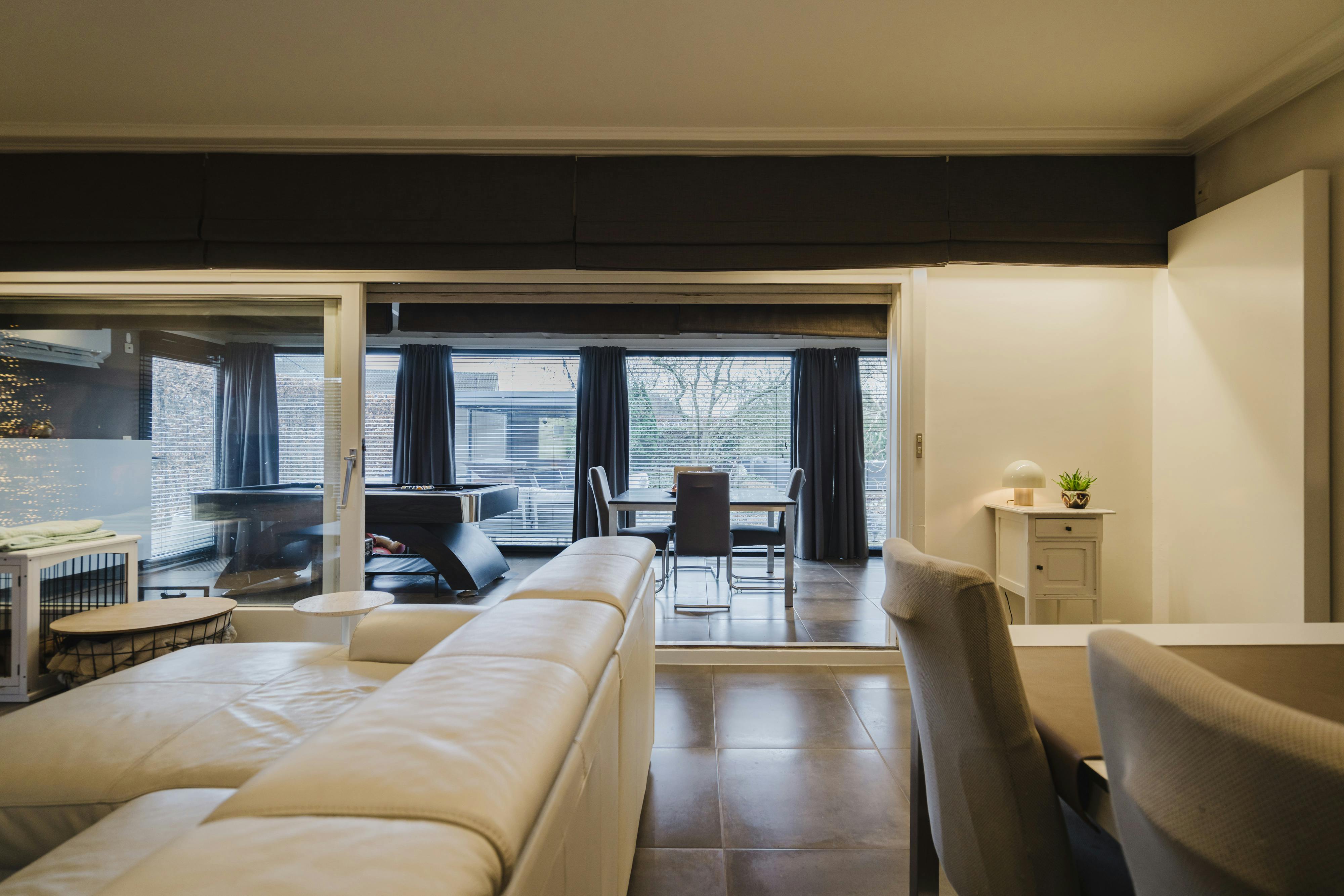 Instapklare villa te koop in Harelbeke foto 8