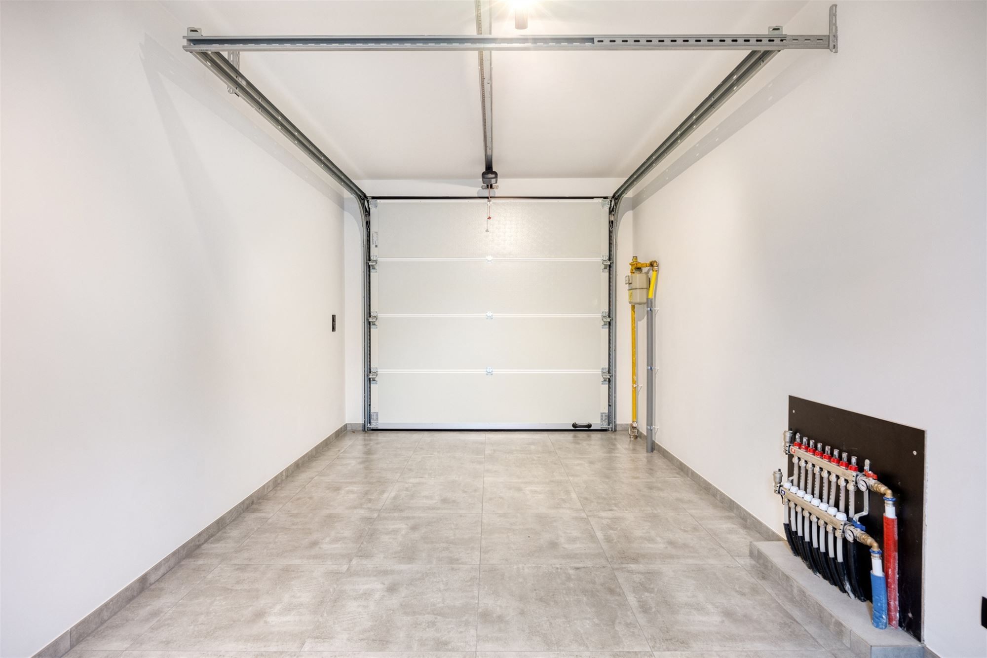 Moderne woning met 3 slaapkamers, 2 badkamers aan de vaart foto 18