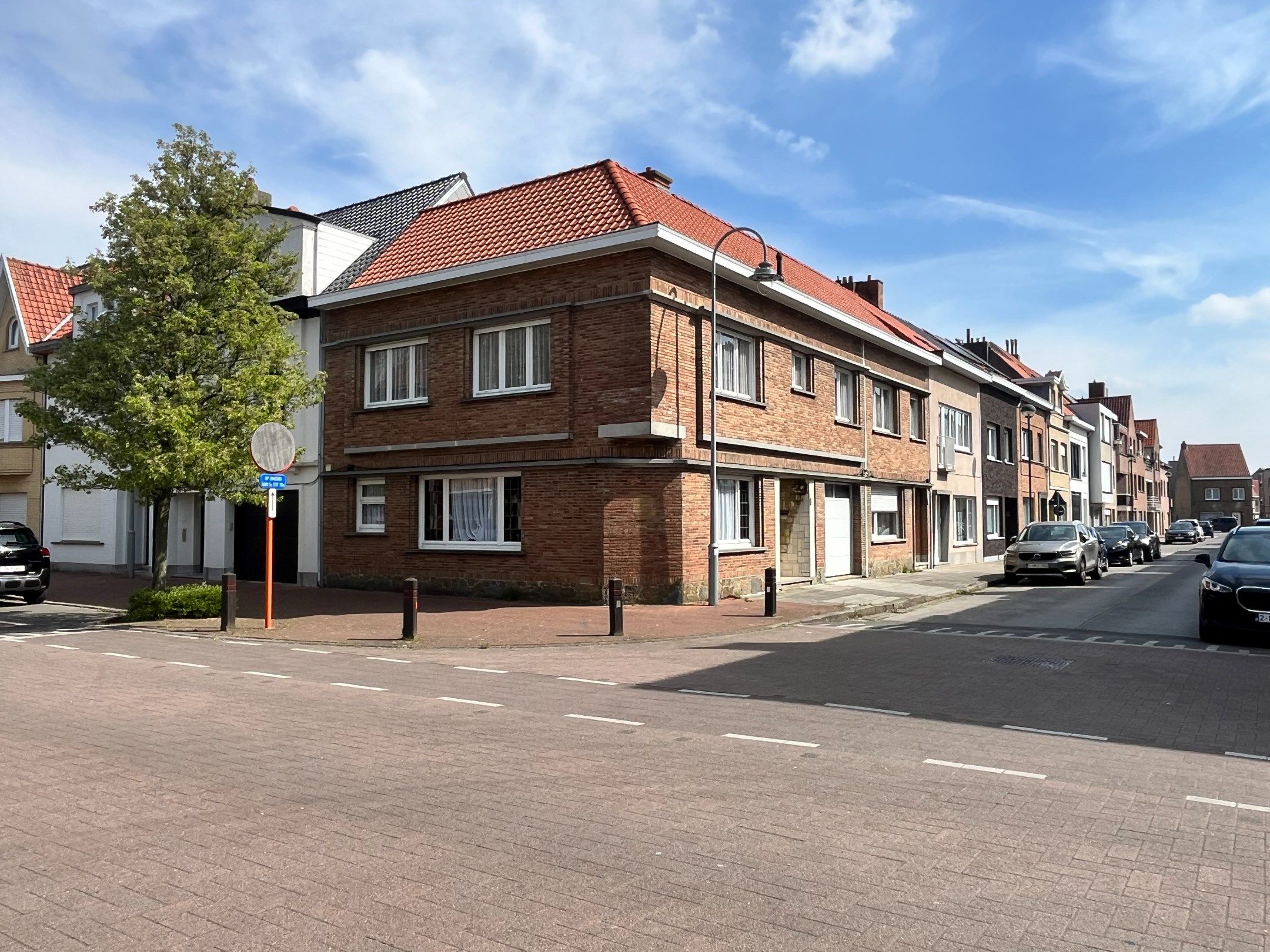 Hoekwoning met garage mooi gelegen te Heist-aan-Zee foto 3
