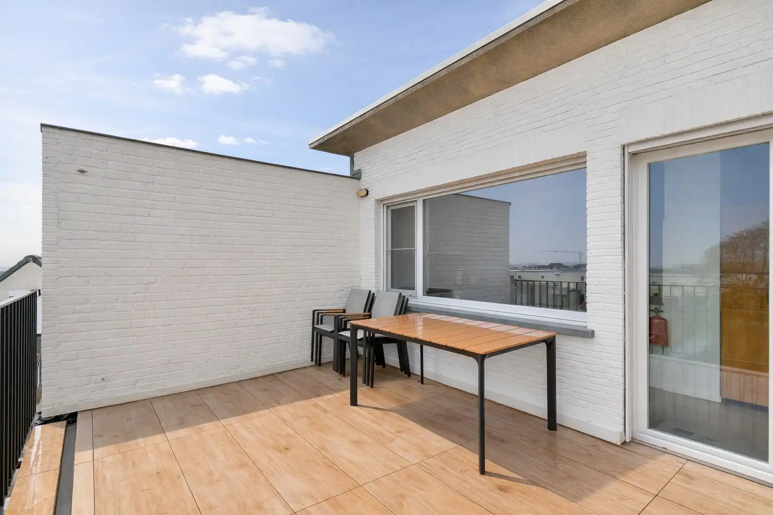 Instapklaar duplexappartement met 3 slaapkamers op rustige en centrale ligging te Lombardsijde foto 16
