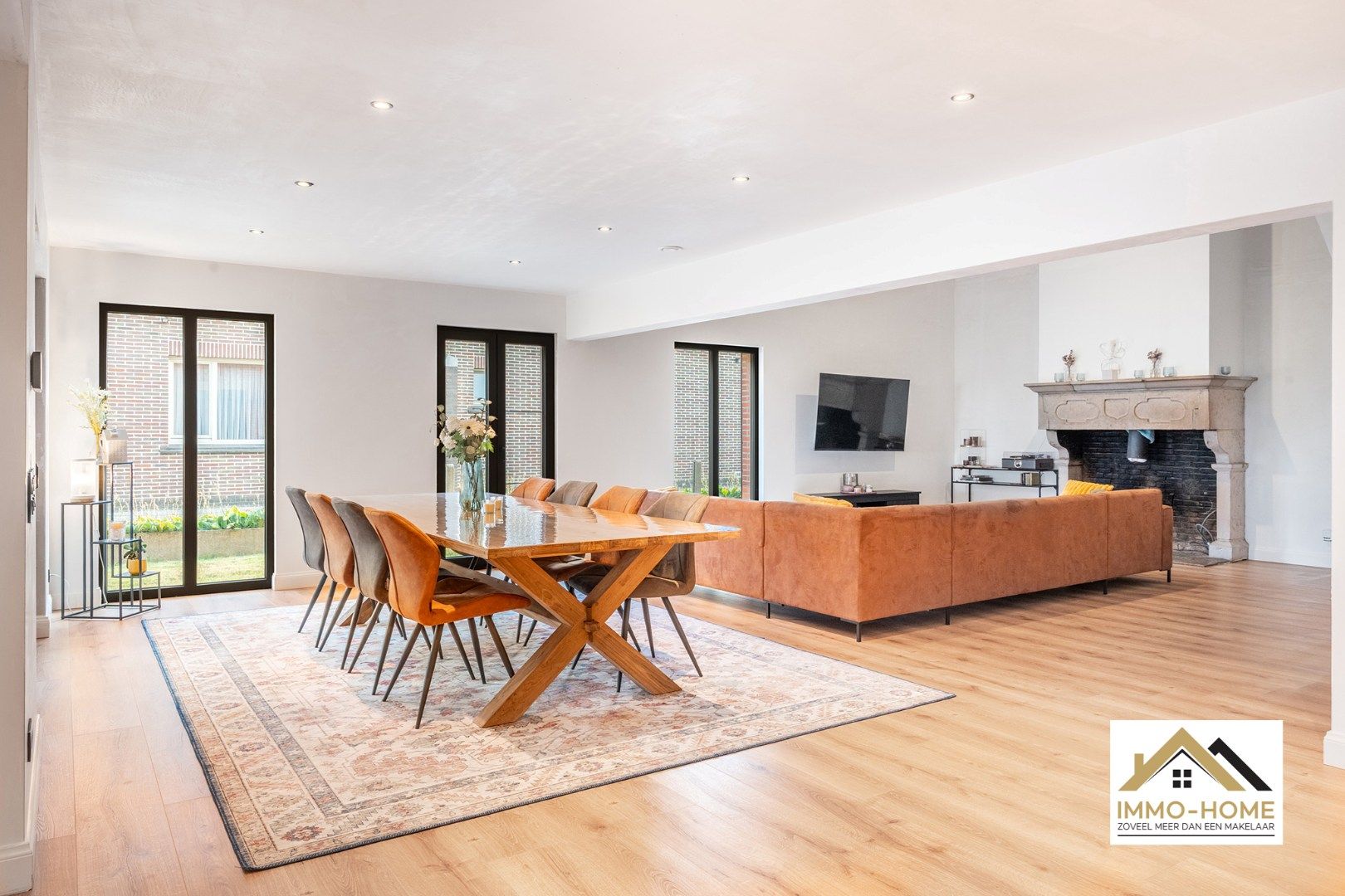 Volledig gerenoveerde woning met agrarisch uitzicht! foto 11