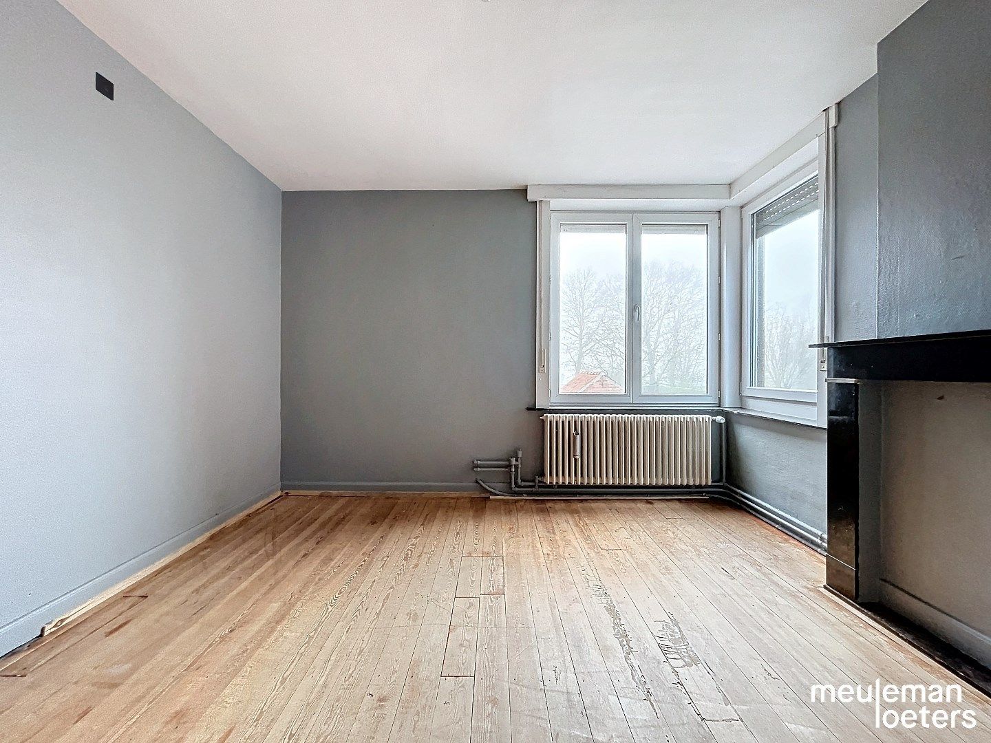 Karaktervolle ruime rijwoning met garage en tuin foto 11