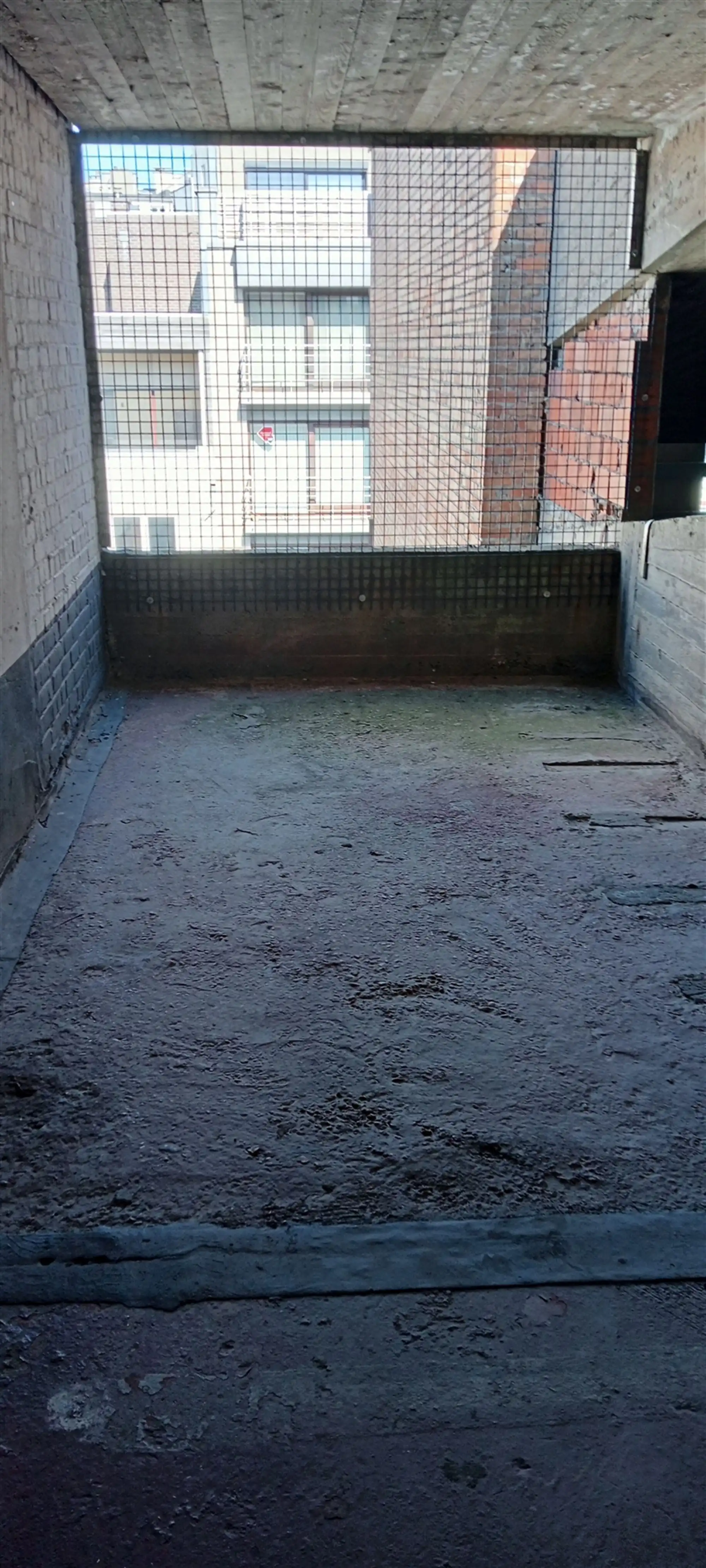 Autostaanplaats in afgesloten garagecomplex foto 5