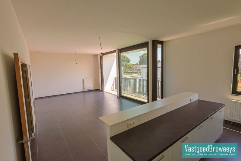 Instapklaar 2-Slaapkamerappartement tegenover Station Ronse – Ideaal als Investering! foto 12