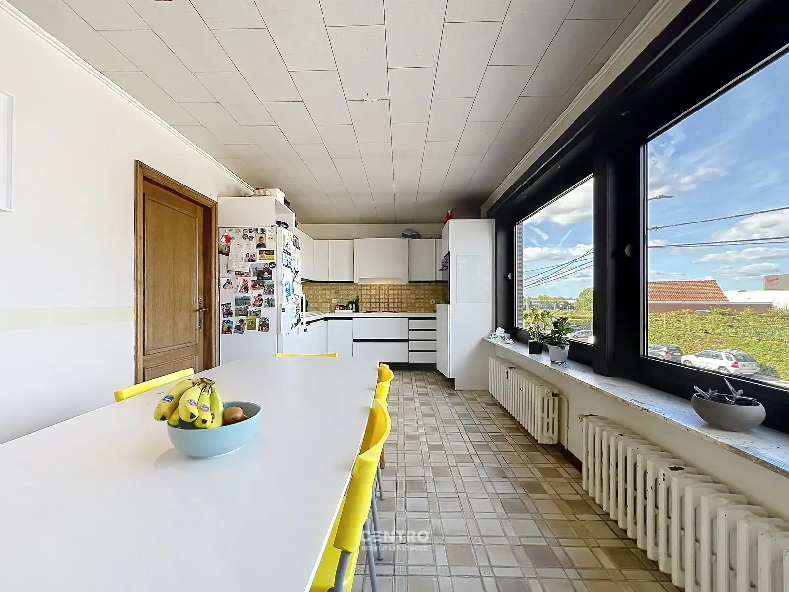 Ruimtelijk magazijn met toonzaal, kantoor en woonst te Lichtervelde, ideaal voor wonen én werken op een perceel van 1.002m²! foto 30