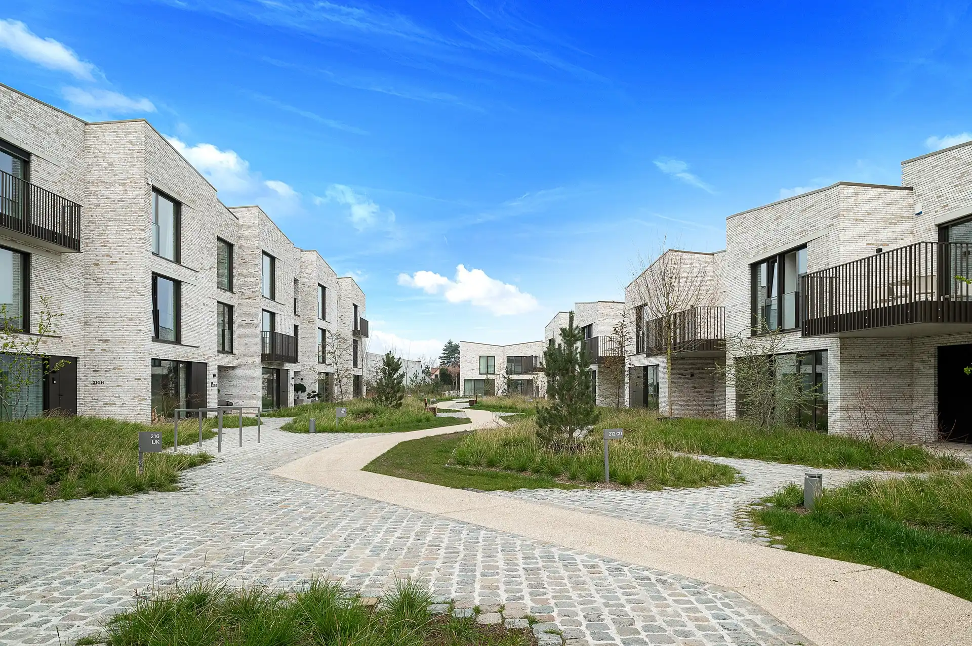 Architecturale BEN-woning met uitzonderlijke leefruimte en zonovergoten terrassen foto 34