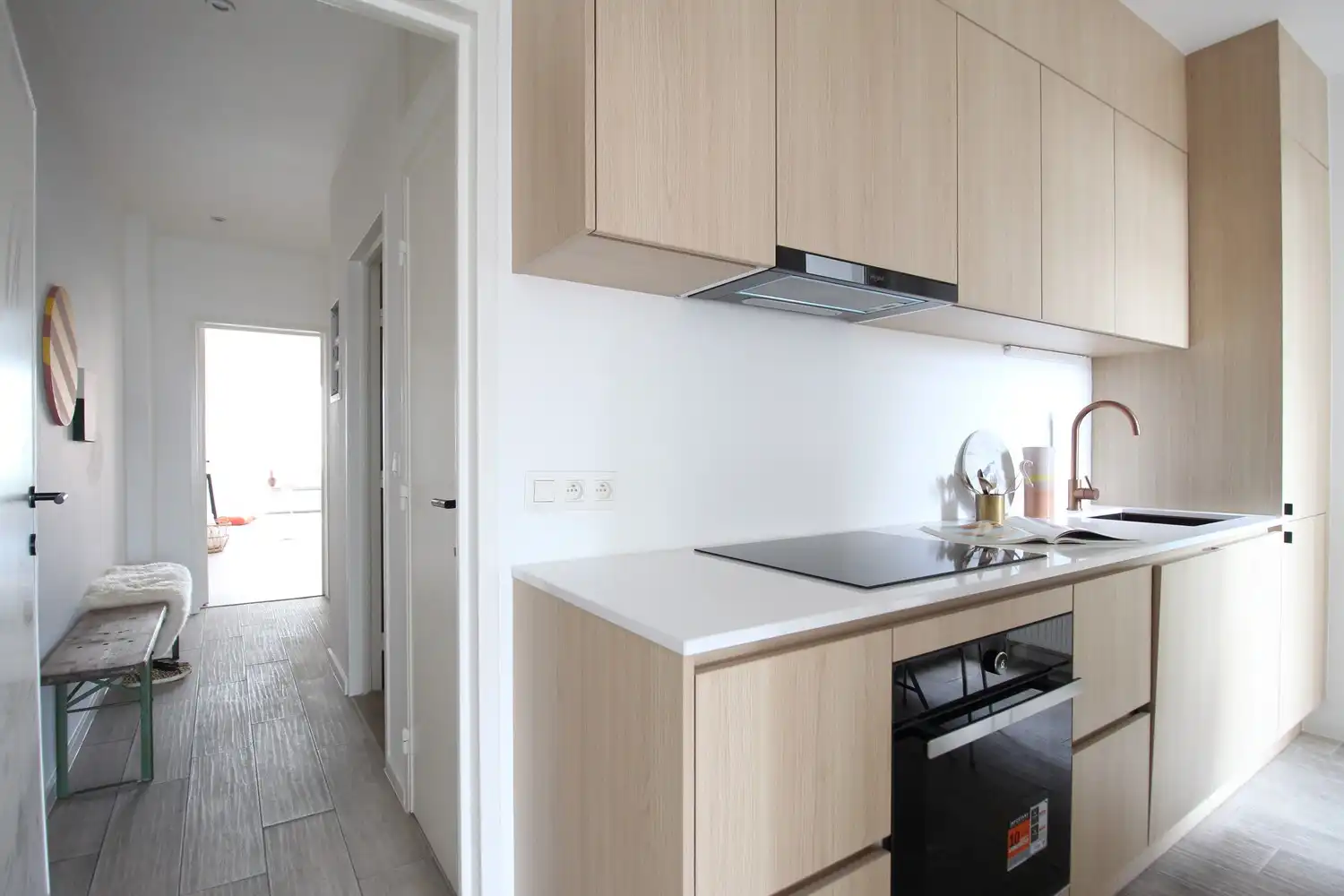 Licht en ruimte in het hart van Antwerpen – 1 slaapkamer appartement foto 6