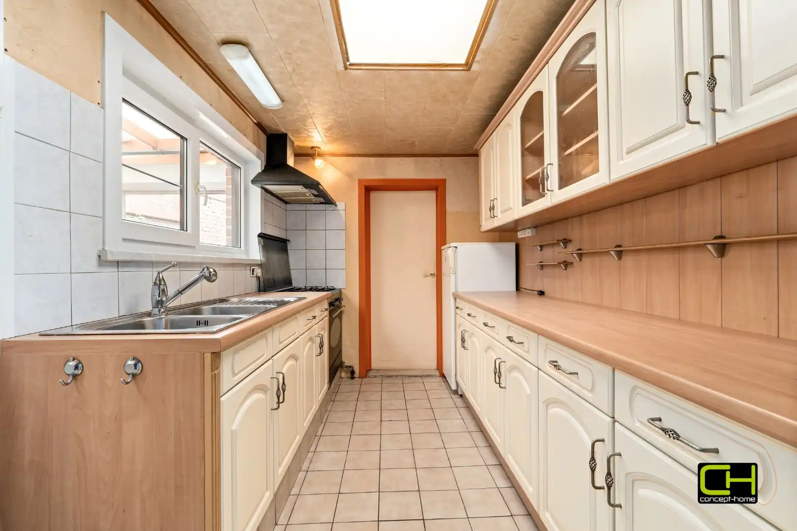 Te moderniseren woning met ruime tuin en mogelijkheden foto 6