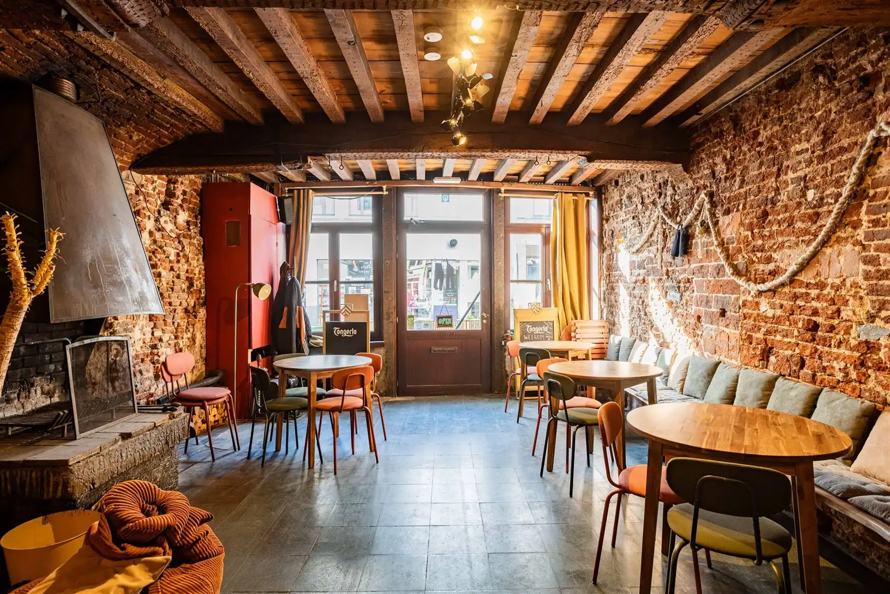 Commercieel gelegen horecapand in de bruisende Gentse binnenstad foto 7