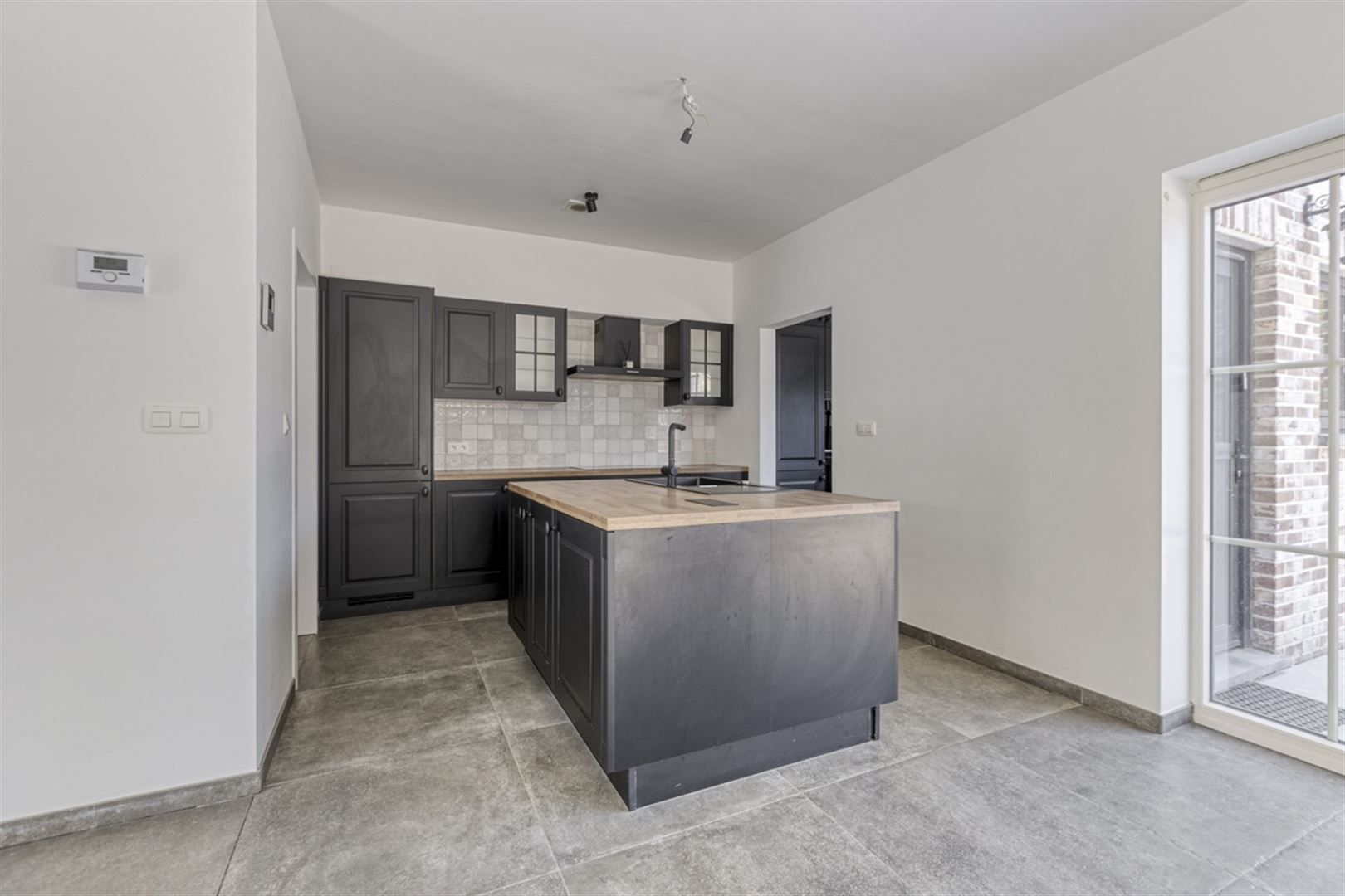 TE HUUR: Nieuwbouwwoning met 2 slaapkamers te Leopoldsburg!  foto 4