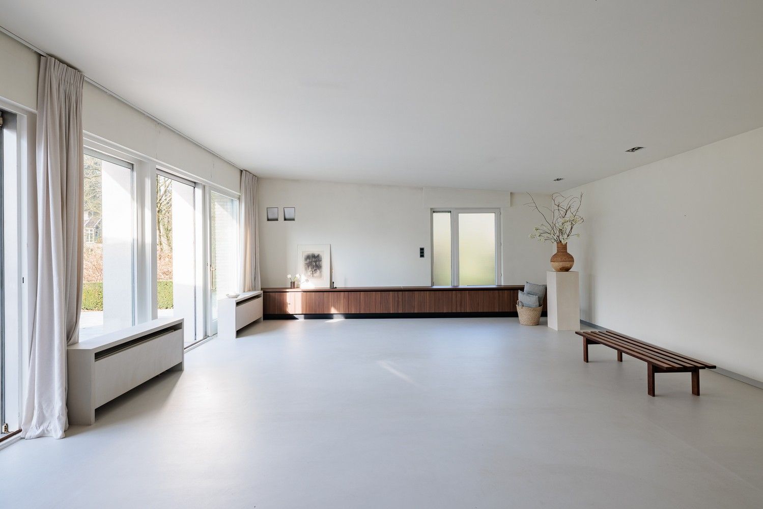 Architecturale woning op een perceel van ca. 6.395 m² foto 11