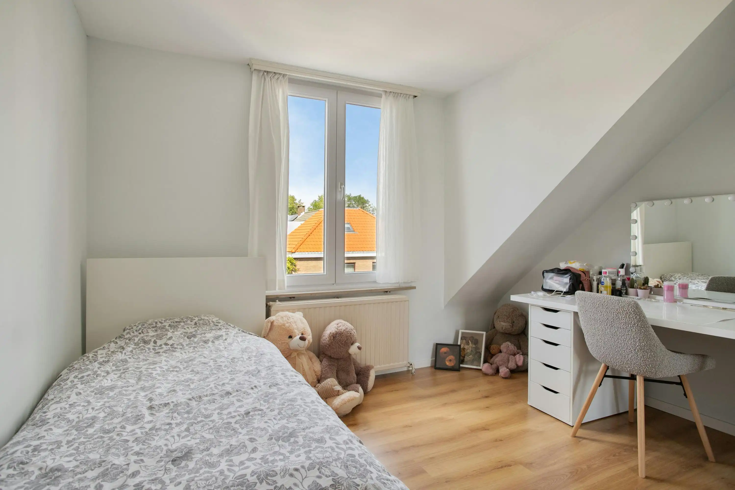 Ruime bel-etage in rustige woonwijk van Gentbrugge foto 10