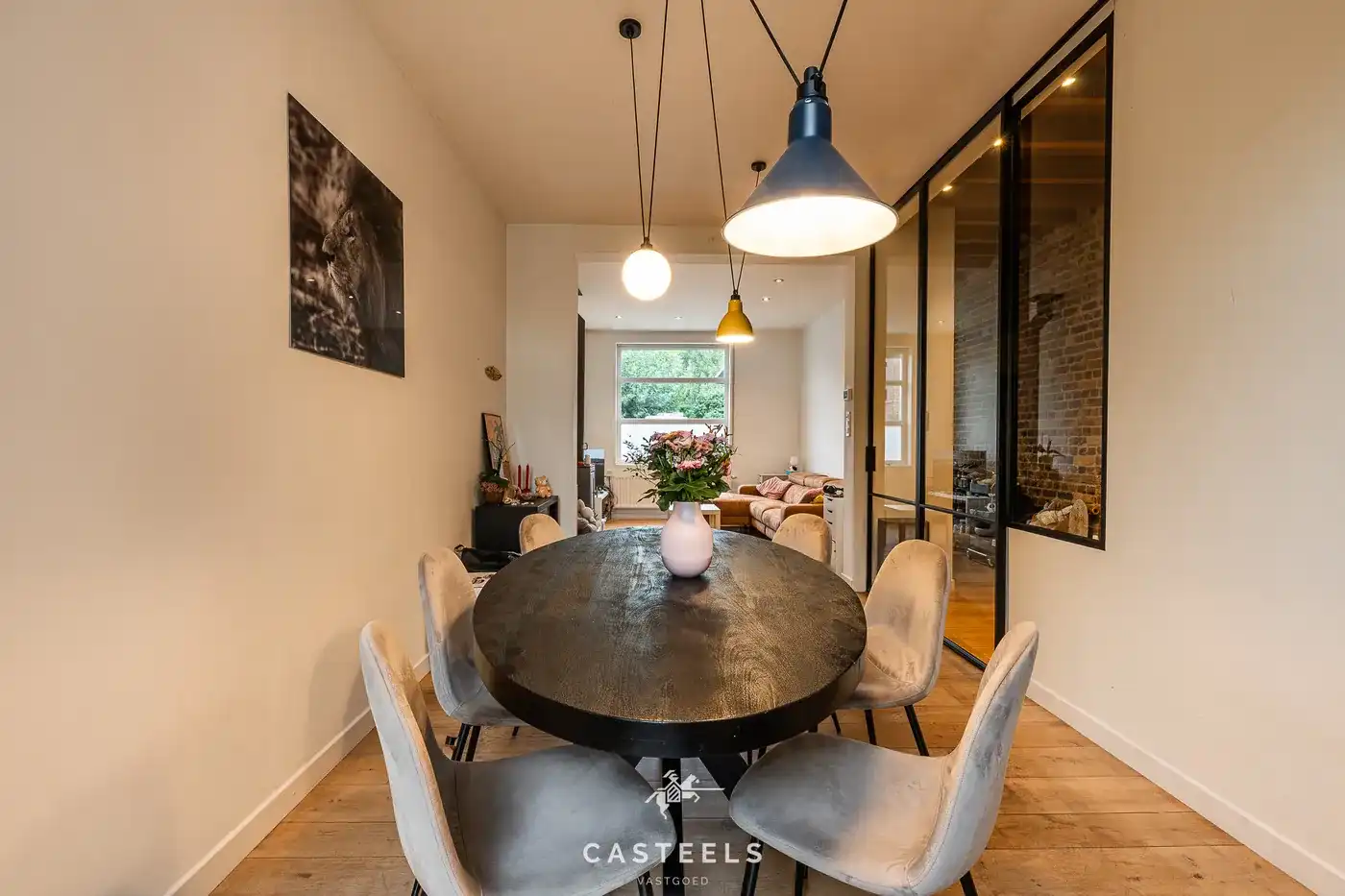 Centraal gelegen rijwoning met tuin in Sint-Denijs-Westrem foto 8