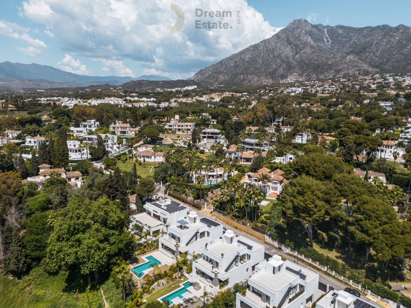 Moderne luxe villa langs de Golden Mile, Marbella. foto 8