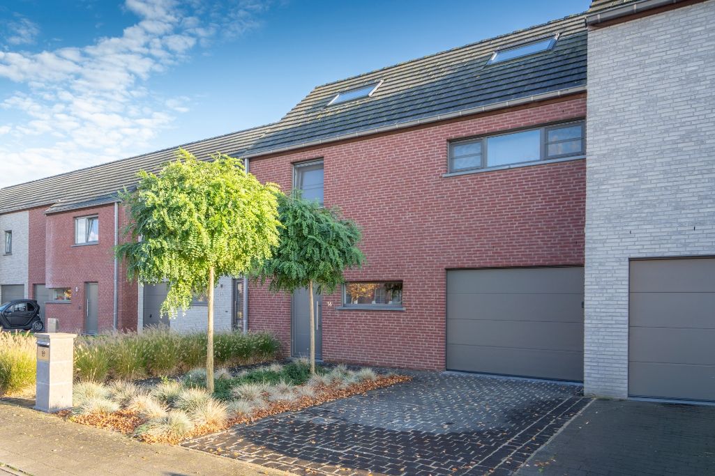 Unieke kans! Moderne woning met zonnige oriëntatie foto 29