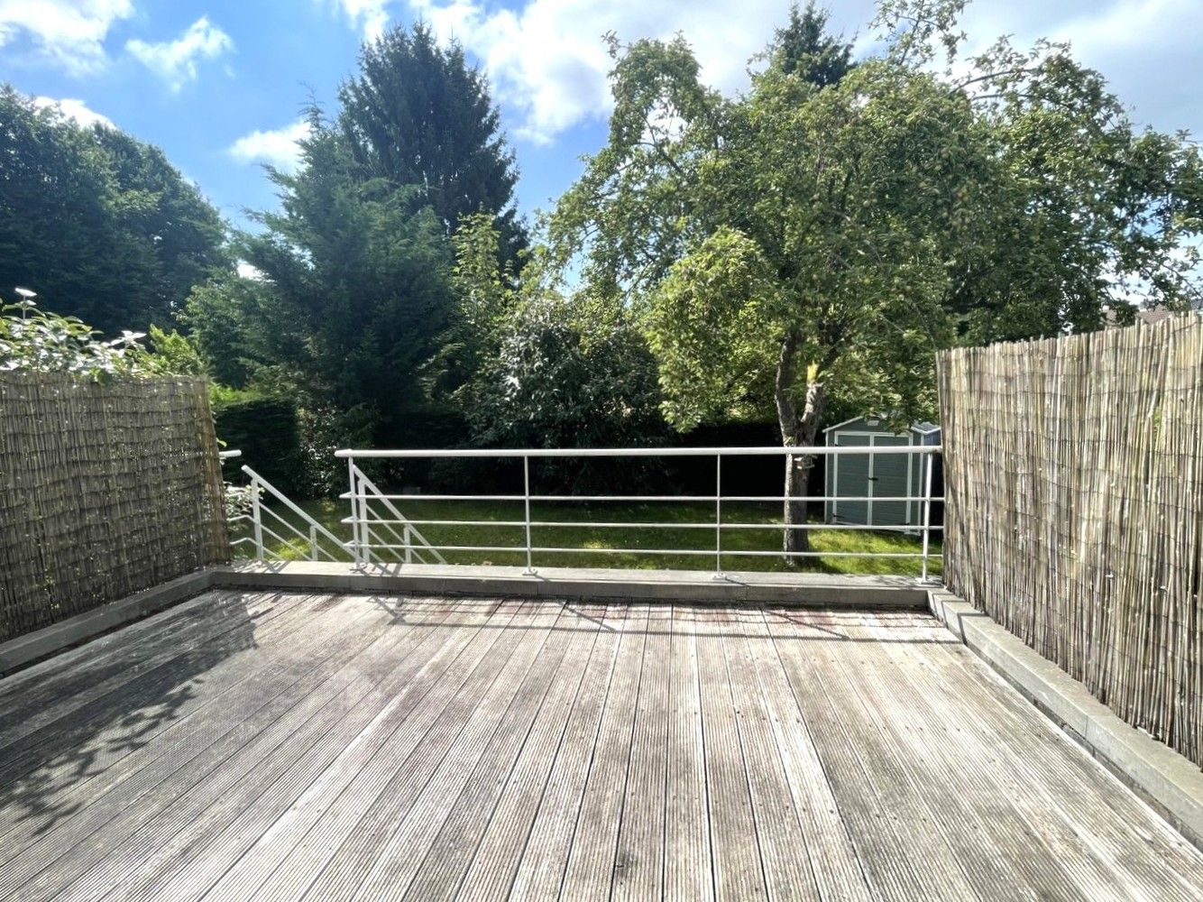Zeer gunstig gelegen gezinswoning, omgeven door groen - nabij Wezembeek park foto 7