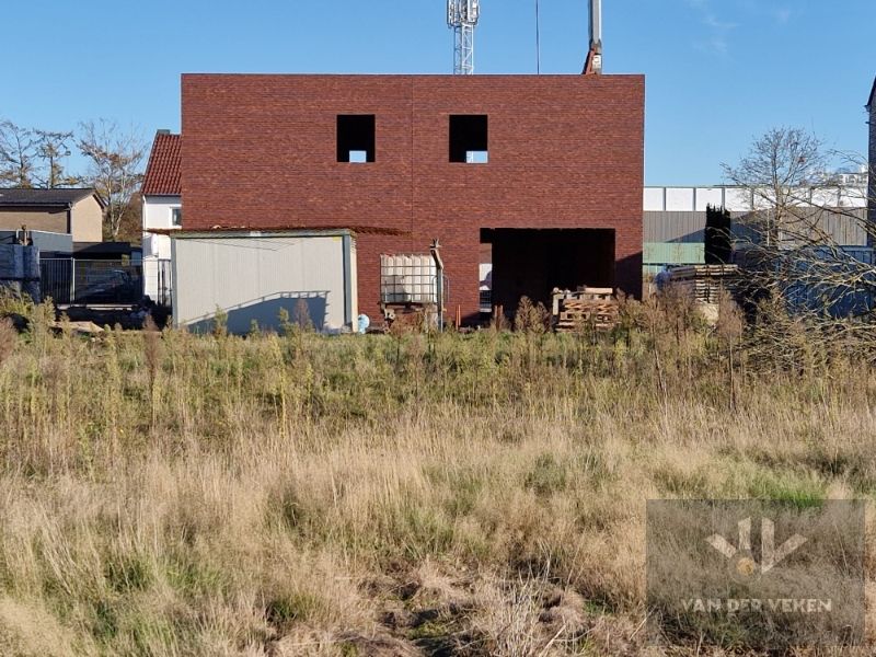 Halfopen nieuwbouwwoning met 3 slaapkamers en prachtig perceel op goed bereikbare locatie nabij het centrum van Opglabbeek (Oudsbergen) - afwerkingsgraad nog te kiezen voor de snelle beslisser! foto 11