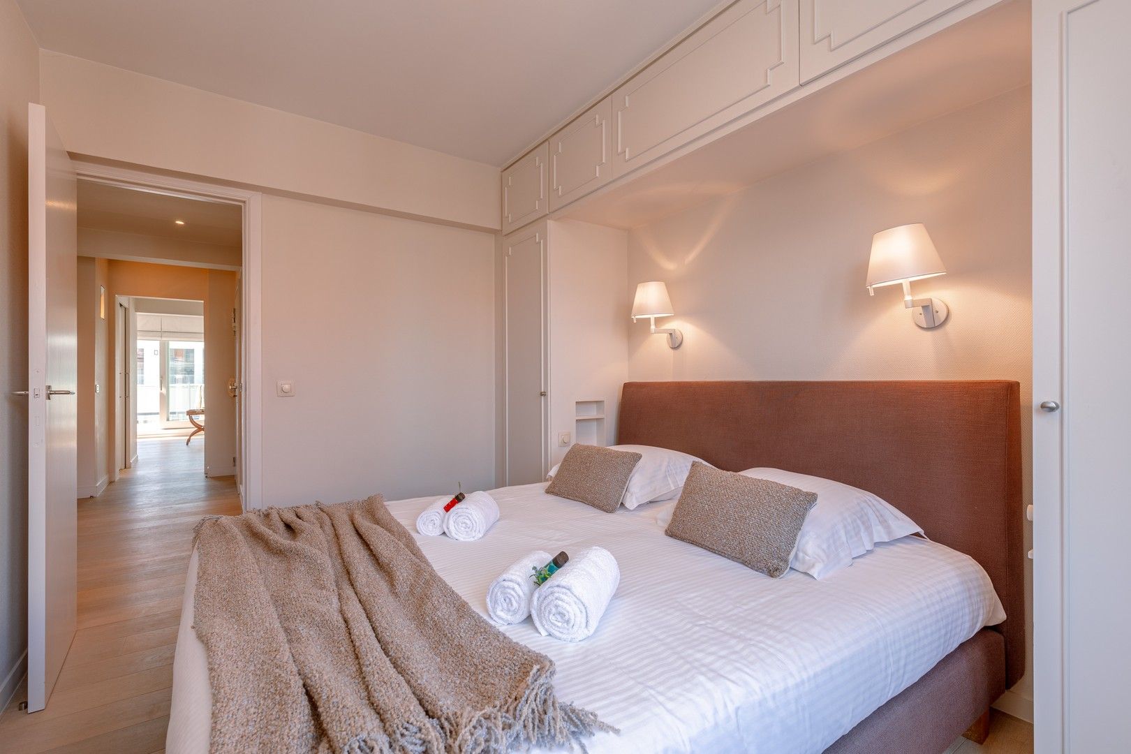 Instapklare penthouse op een topligging met zijdelings zeezicht en gelegen vlakbij het iconische Driehoeksplein. foto 14