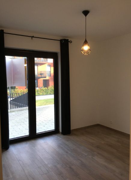 Uitstekend gelegen 2-slpk appartement met terras, autostaanplaats en kelderberging foto 13