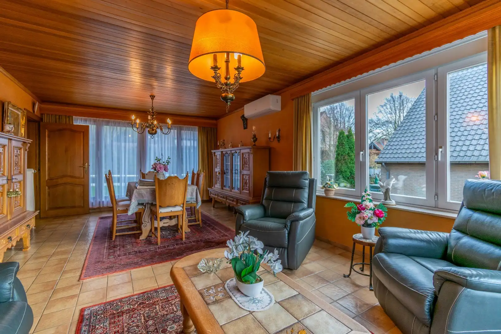 !!! OPTIE !!! Een degelijke, vrijstaande woning te Lembeek! foto 11