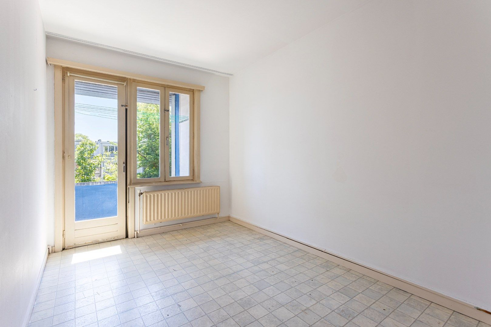 Appartement met 2 slaapkamers recht tegenover Bremweide! foto 10