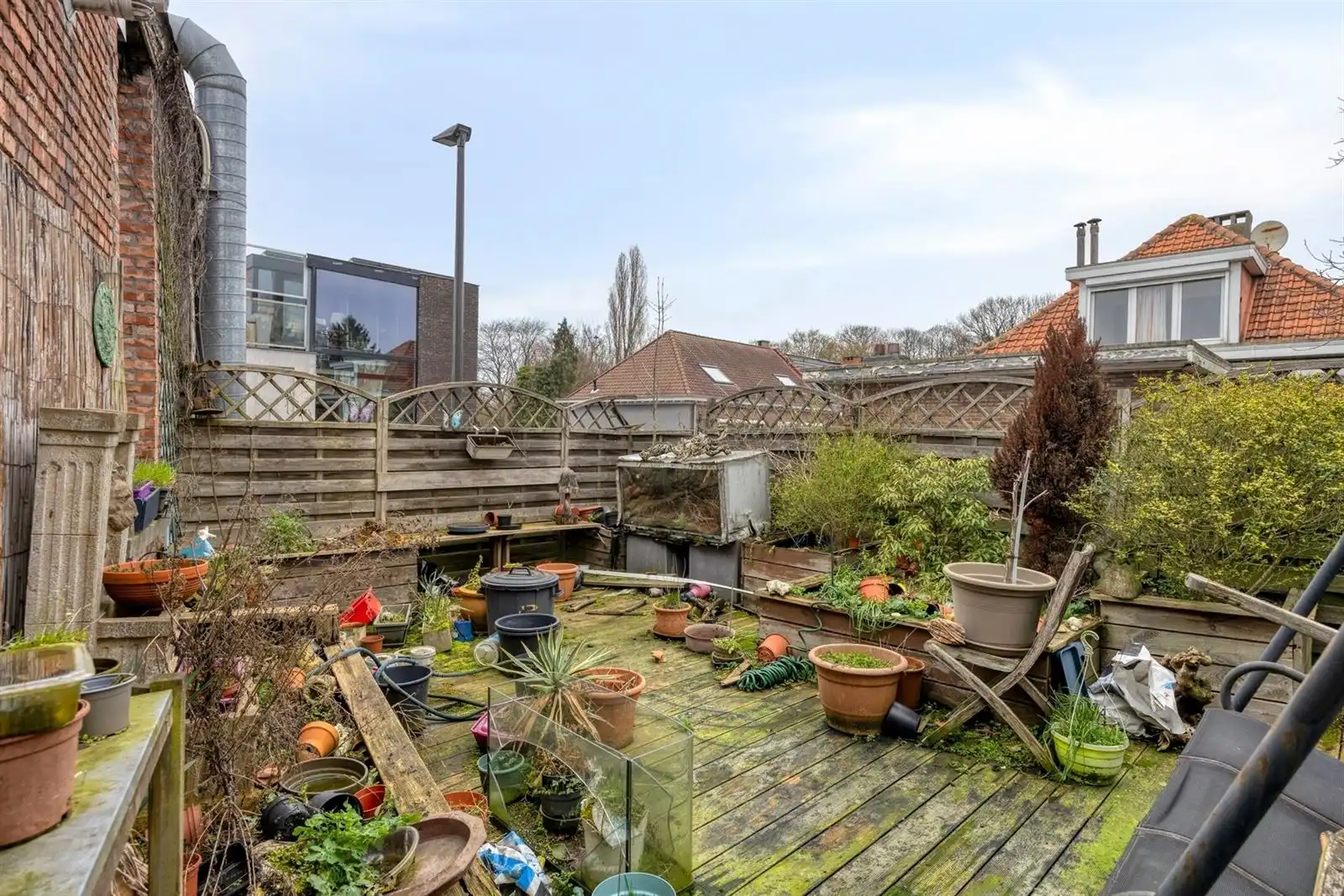 Te renoveren karakterwoning op strategische ligging in Mortsel foto 35