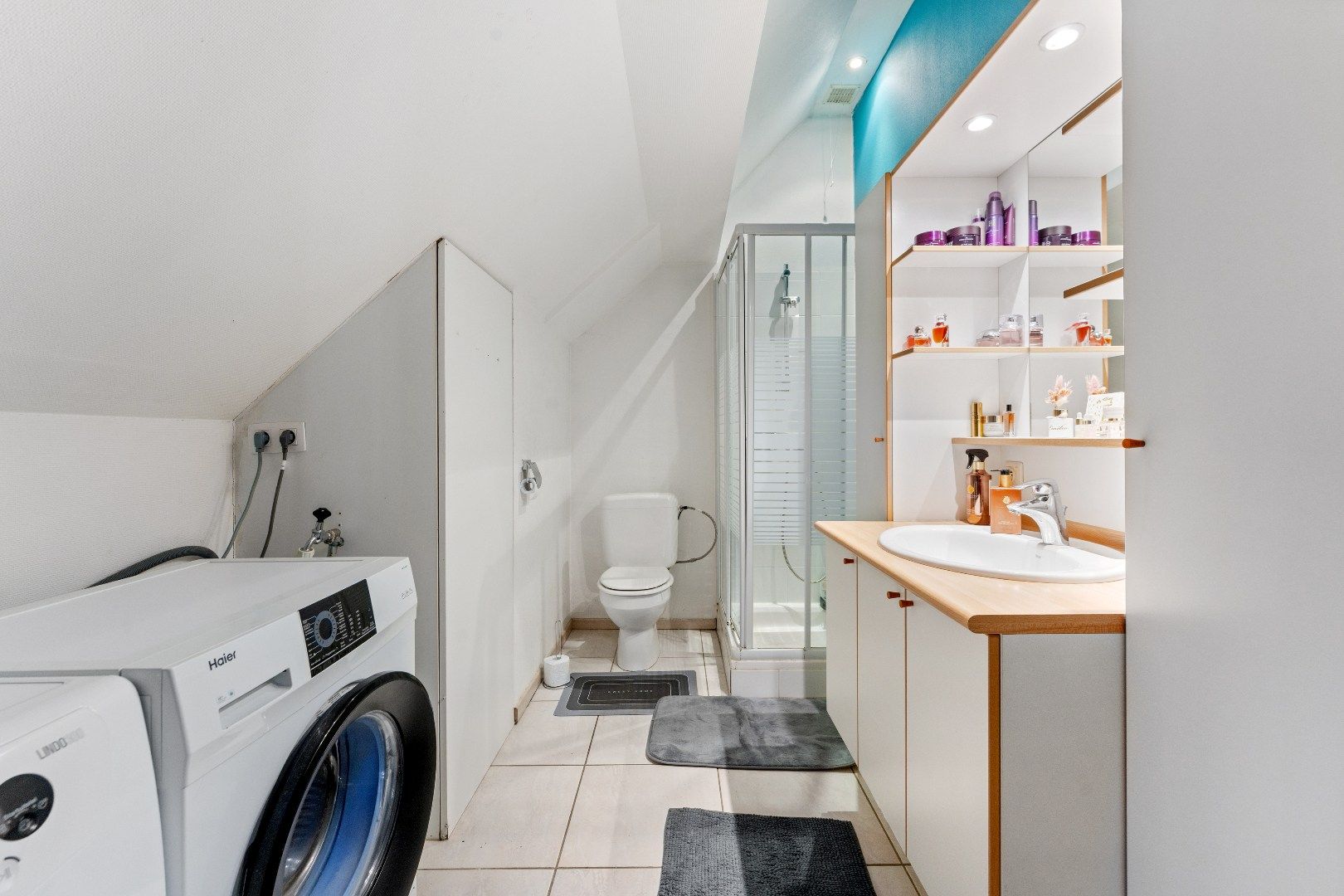 Heerlijk dakappartement met 1 slaapkamer en groot terras. foto 10