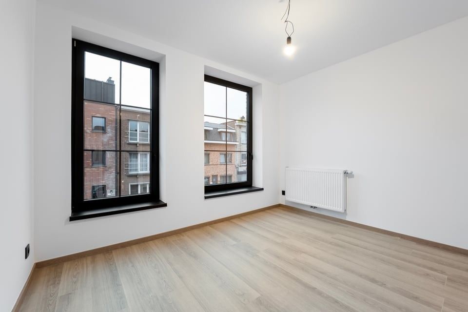 PRACHTIG GERENOVEERDE HERENWONING MET 3 SLPKS OP CENTRALE LIGGING foto 23