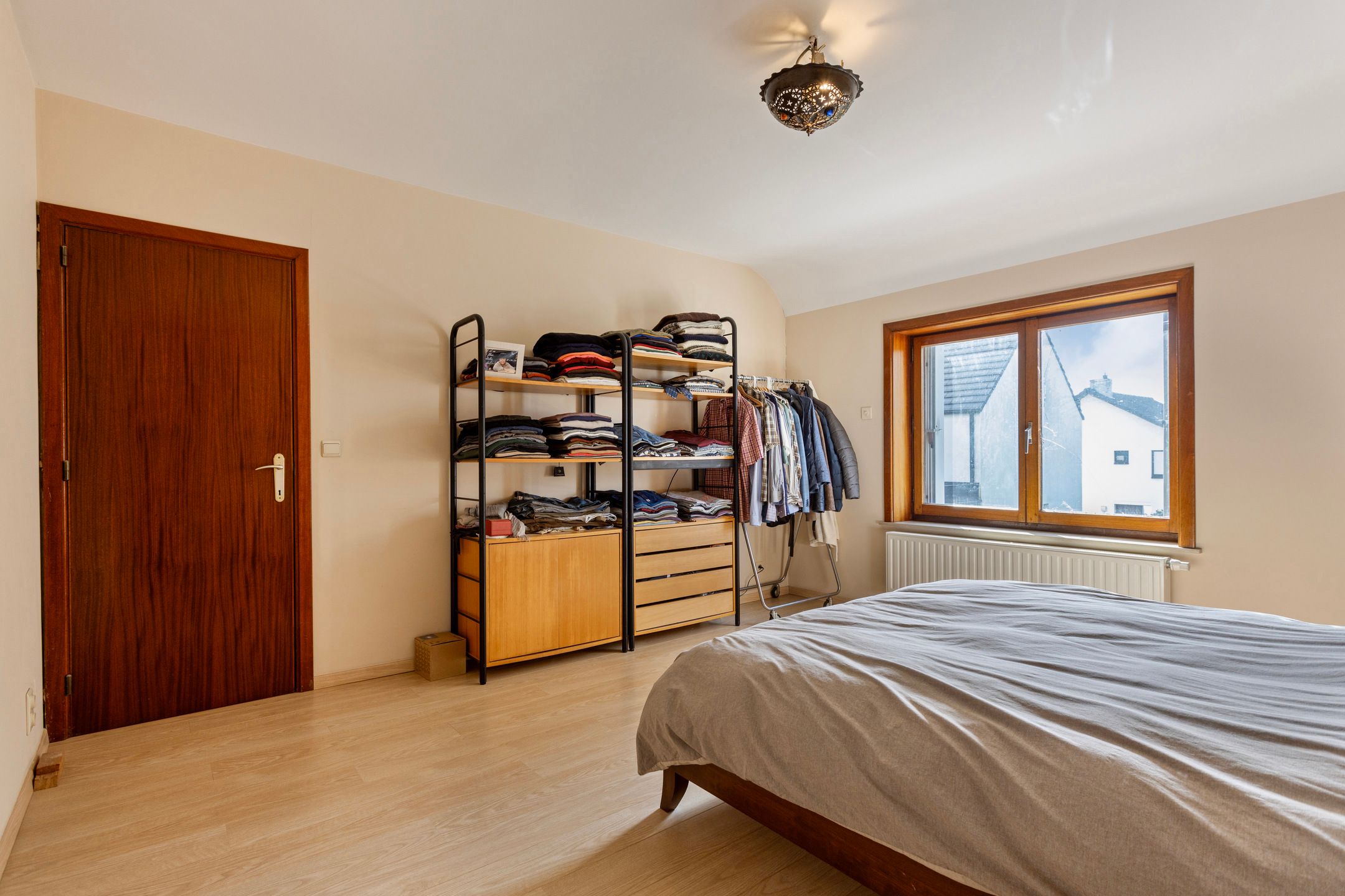 Viergevelwoning van 209m² met tuin foto 17