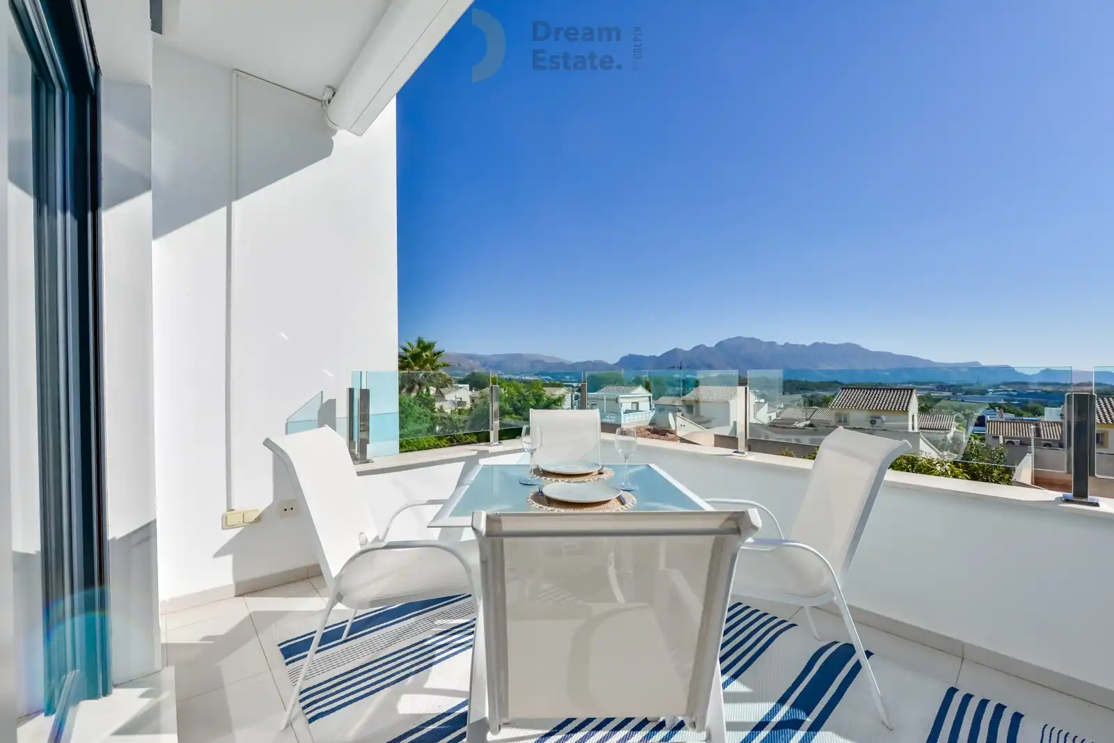 Luxe appartement in Altos de Polop met adembenemend zeezicht foto {{pictureIndex}}